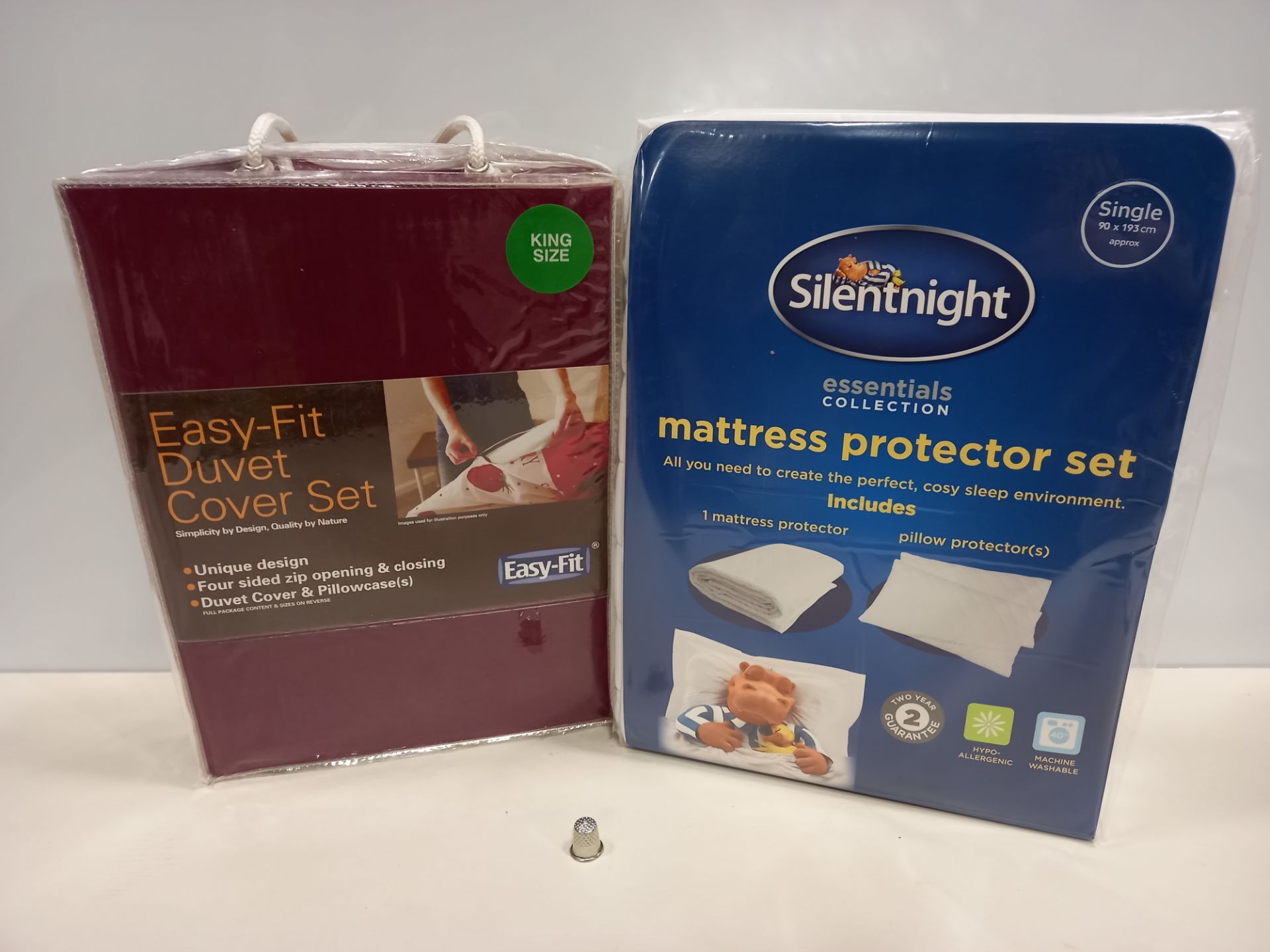 18 X BRAND NEW SILENT NIGHT MATTRESS PROTECTOR SET, KING SIZE AND SINGLE EASY FIT DUVET COVER SETS