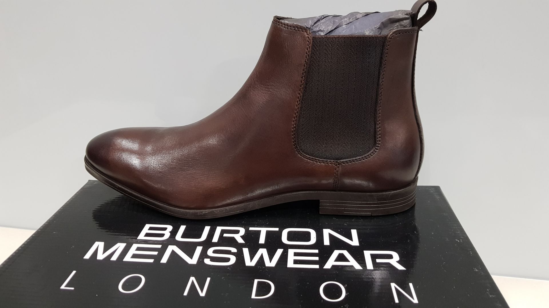 10 X PAIRS OF SHOES IE - 5 X BRAND NEW BURTON MENSWEAR BROWN LEATHER CHELSEA SHOES UK SIZE 8 AND 5 X