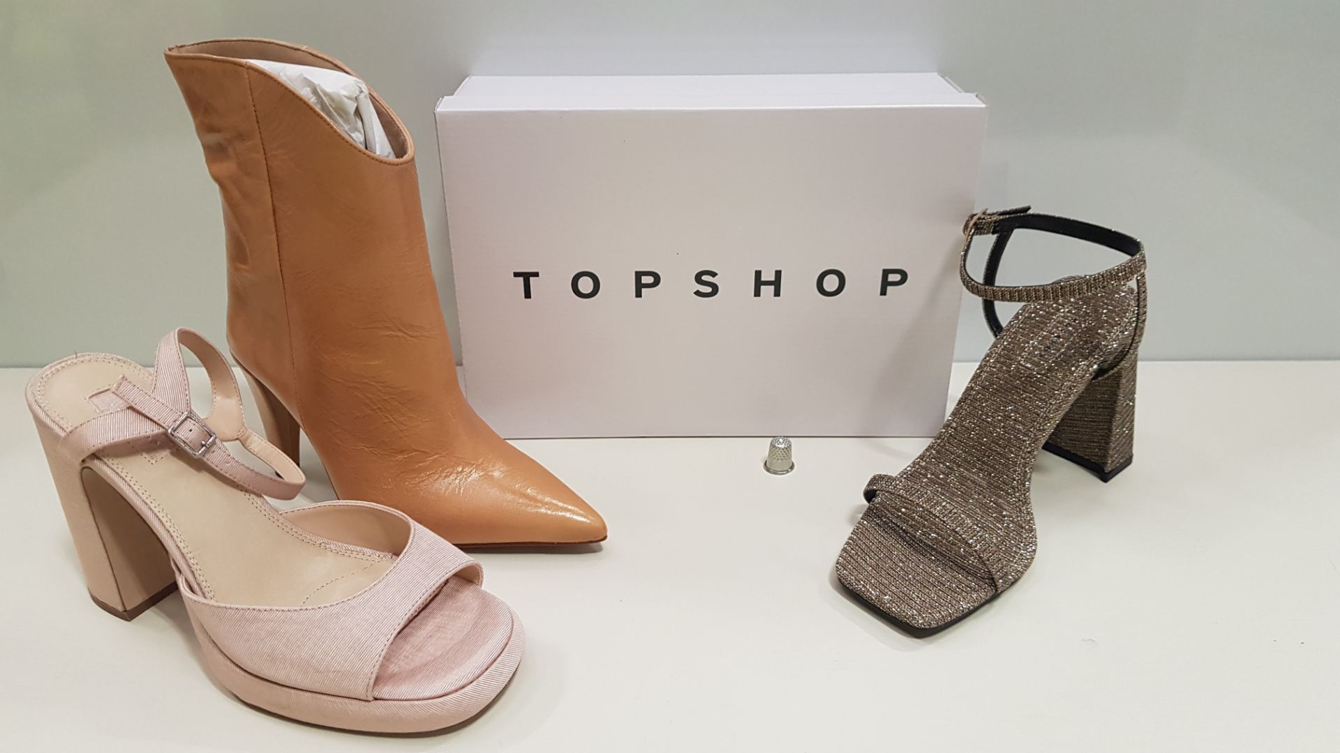 14 X BRAND NEW TOPSHOP SHOES -BRAND NEW ROCCO GOLD HEELS, PINK RENO HEELED SHOES AND NATURAL MAGIC