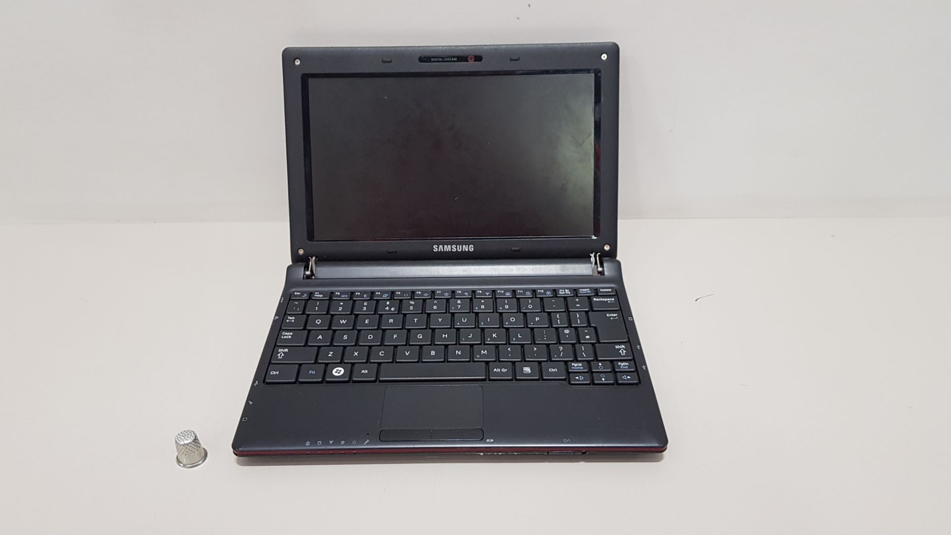 SAMSUNG N145 PLUS LAPTOP WINDOWS 7 - WITH CHARGER