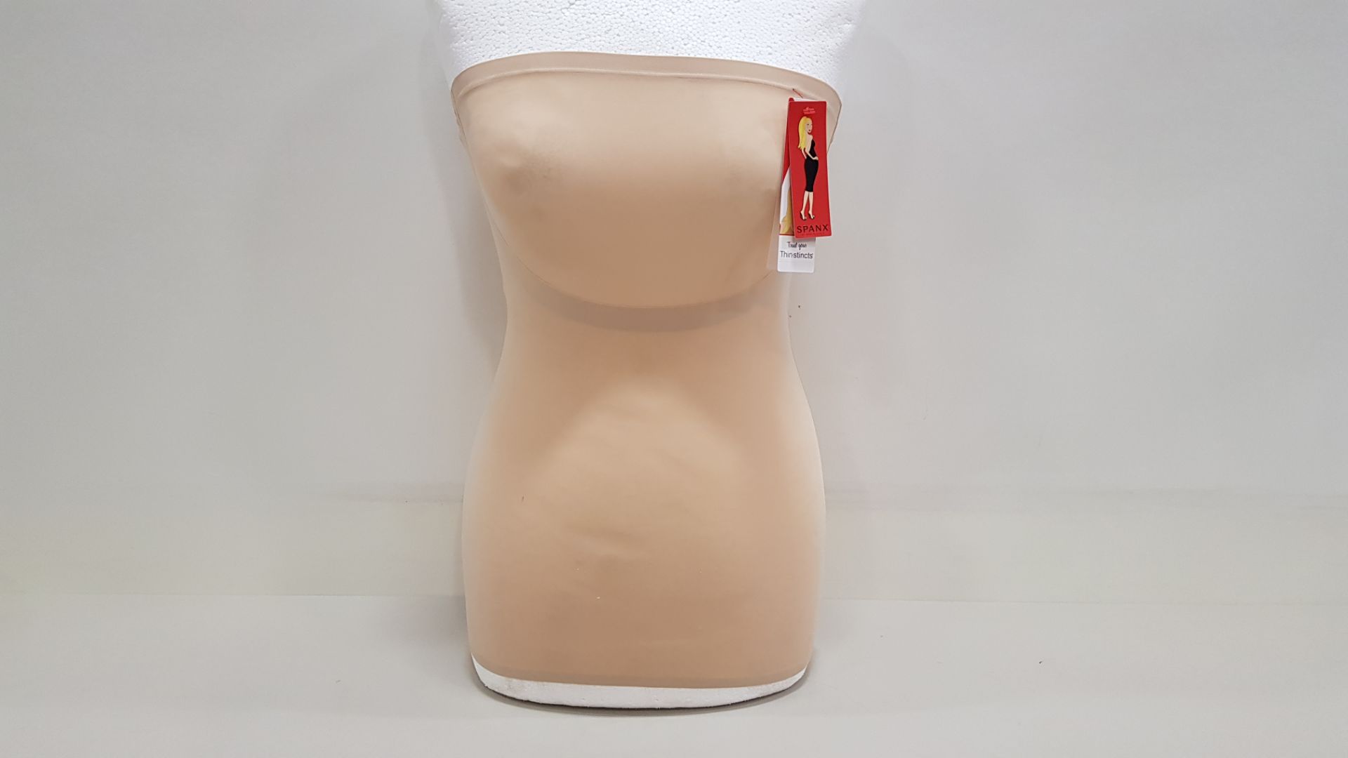 28 X BRAND NEW SPANX THIN-STINCTS, NATURAL, STRAPLESS TOP - SIZE MEDIUM (EBAY £18.99 - TOTAL £531)