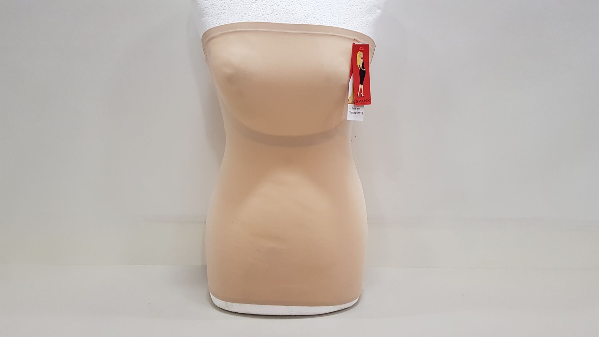 28 X BRAND NEW SPANX THIN-STINCTS, NATURAL, STRAPLESS TOP - SIZE LARGE (EBAY £18.99 - TOTAL £531)