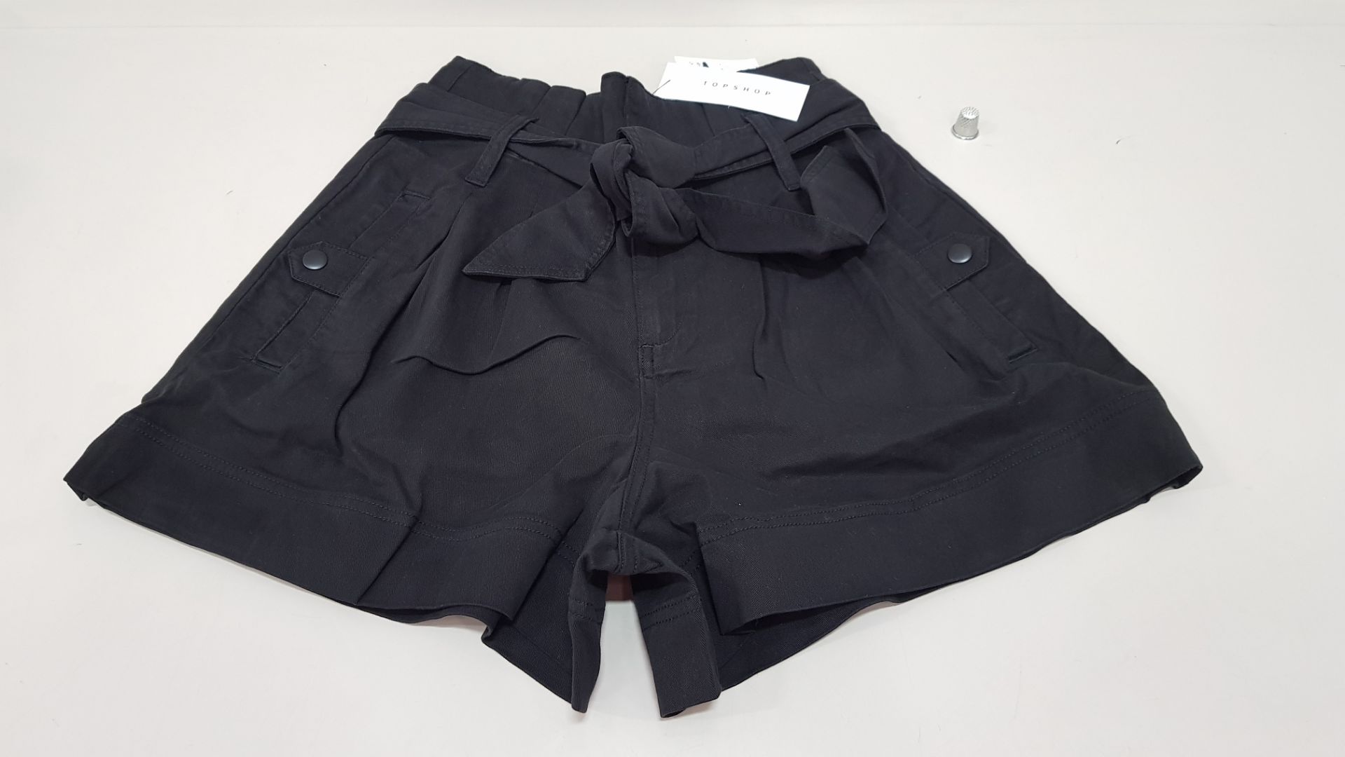 15 X BRAND NEW TOPSHOP SHORTS UK SIZE 6 RRP £29.00 (TOTAL RRP £435.00)