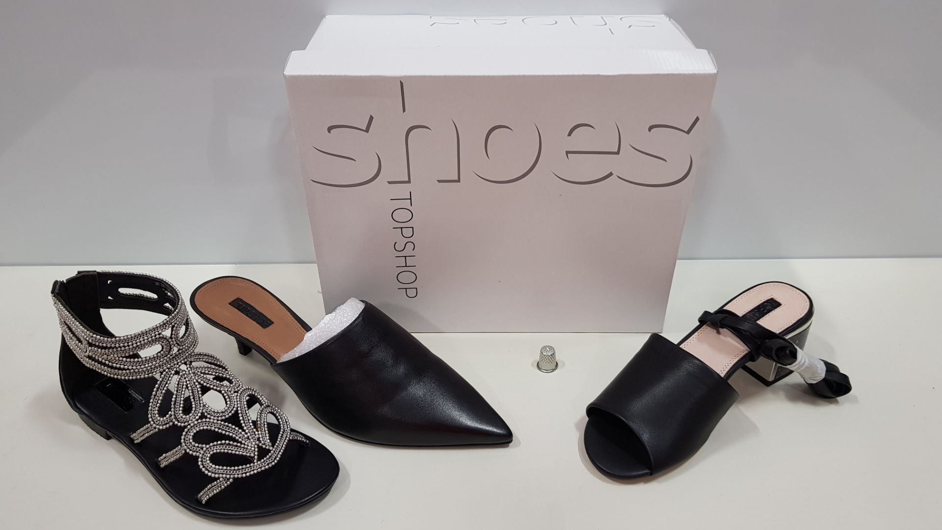 15 X BRAND NEW TOPSHOP SHOES IN VARIOUS STYLES AND SIZES - IE KIWI BLACK SHOES, FUSION BLACK AND
