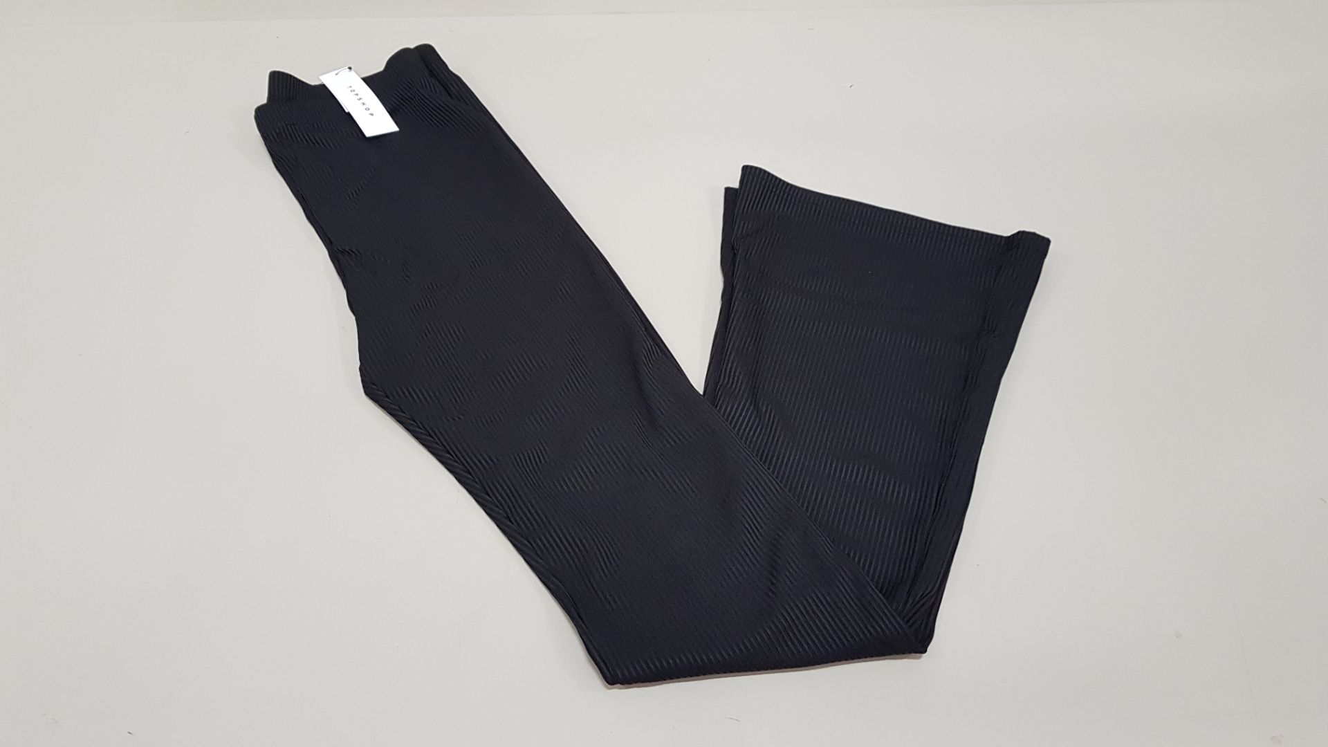 20 X BRAND NEW TOPSHOP BLACK PANTS UK SIZE 6 RRP £20.00 (TOTAL RRP £400.00)