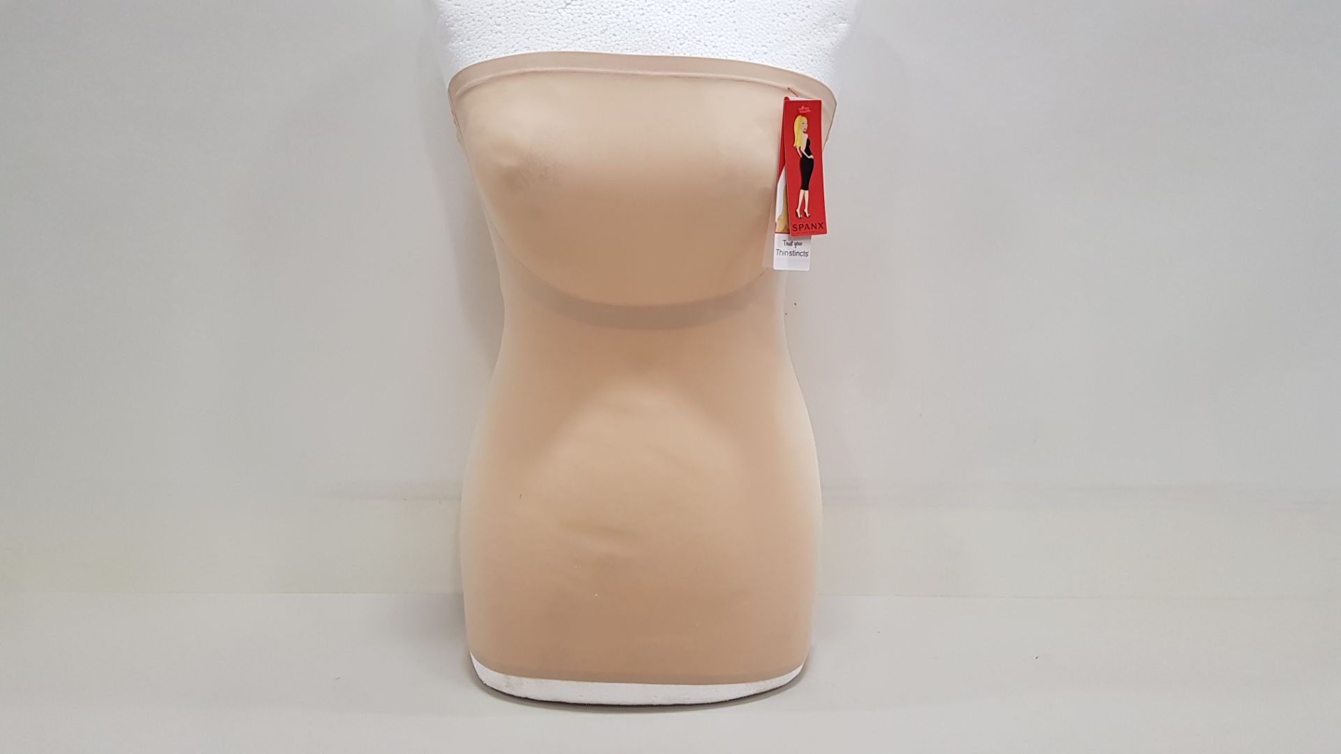 28 X BRAND NEW SPANX THIN-STINCTS, NATURAL, STRAPLESS TOP - SIZE MEDIUM (EBAY £18.99 - TOTAL £531)