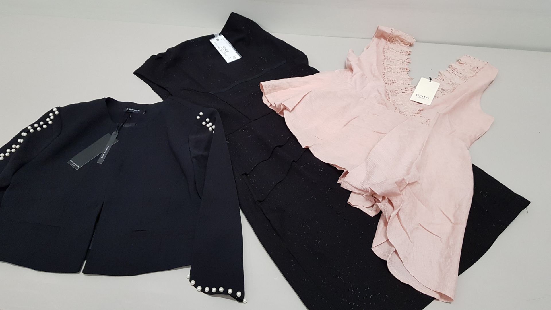 22 PIECE CLOTHING LOT CONTAINING LUCY PARIS BLACK DRESSES, IVIVI PINK TOPS AND DROLE DE COPINE BLACK