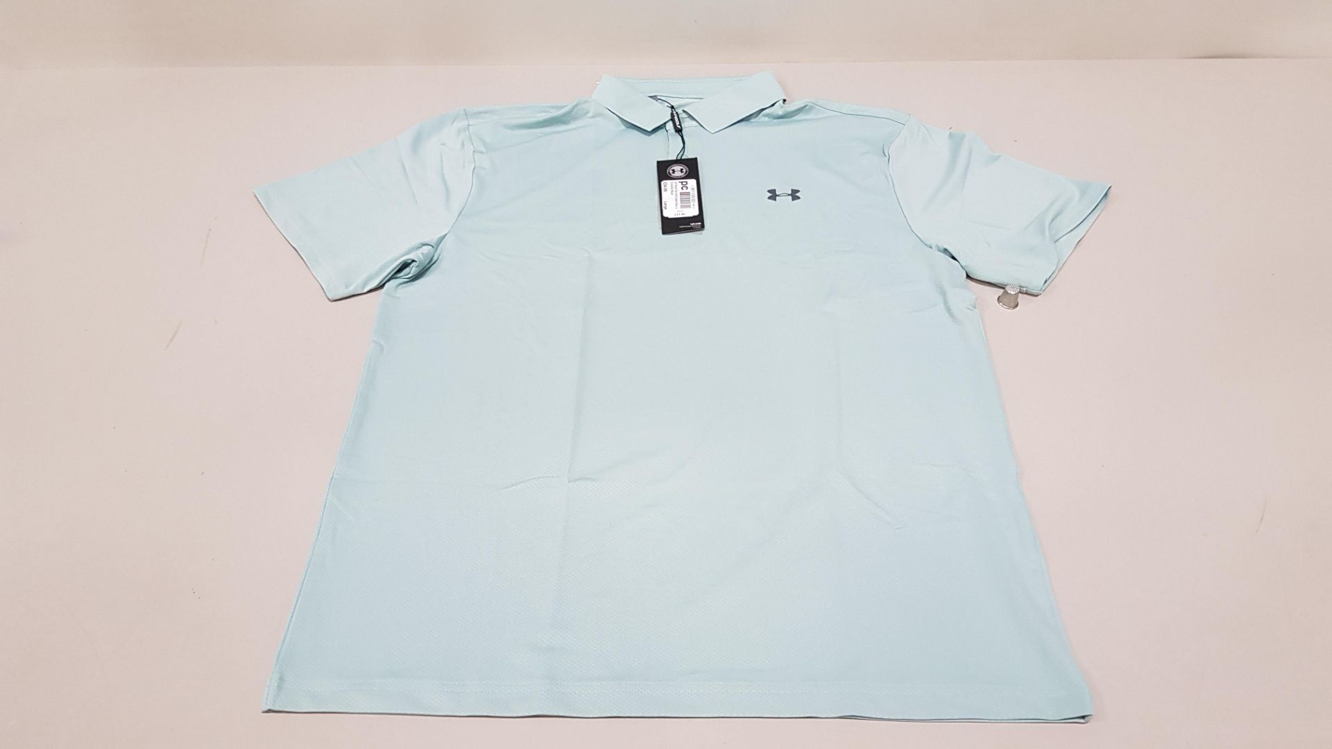 15 X BRAND NEW UNDER ARMOUR BAGGED PERFORMANCE POLO IN ENAMEL BLUE SIZE LARGE RRP £34.99 (TOTAL