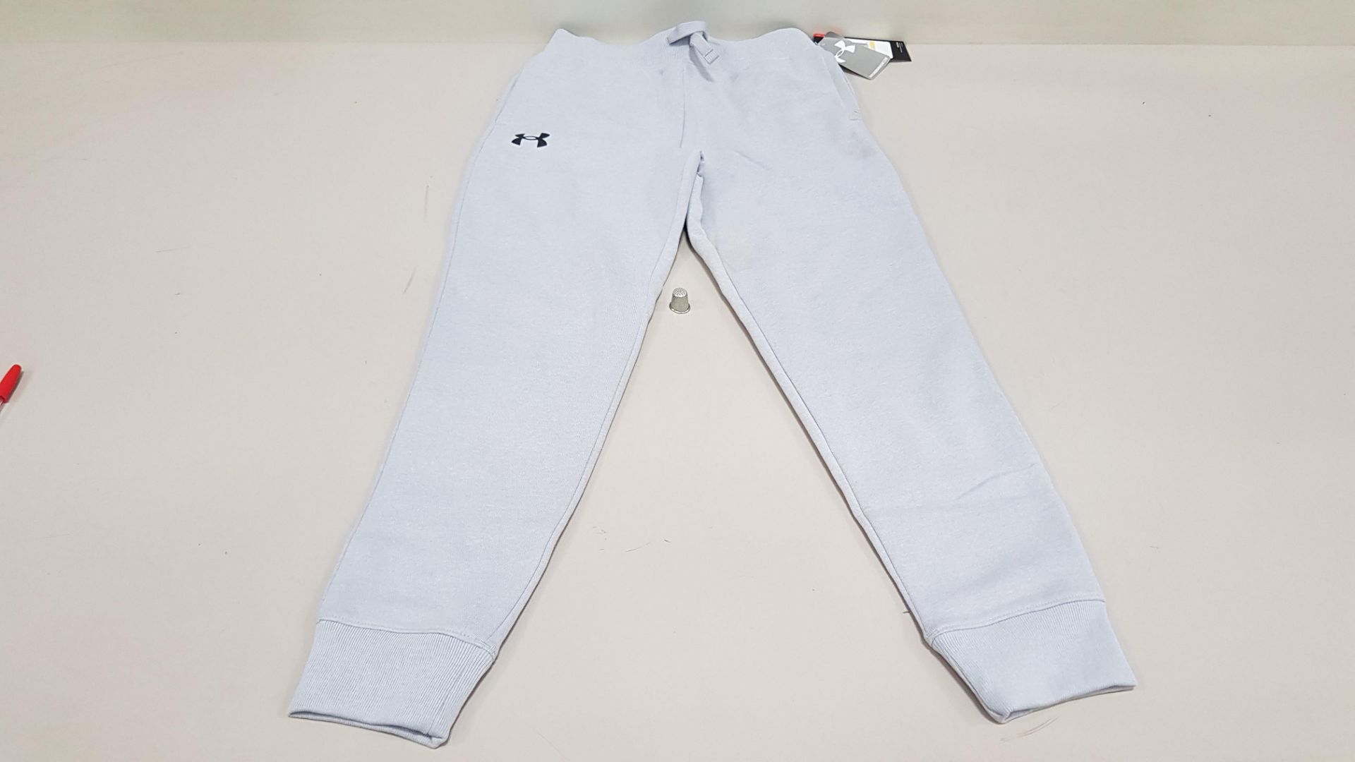 10 X BRAND NEW UNDER ARMOUR BOYS UNDER ARMOUR PANTS SIZE YLG/G