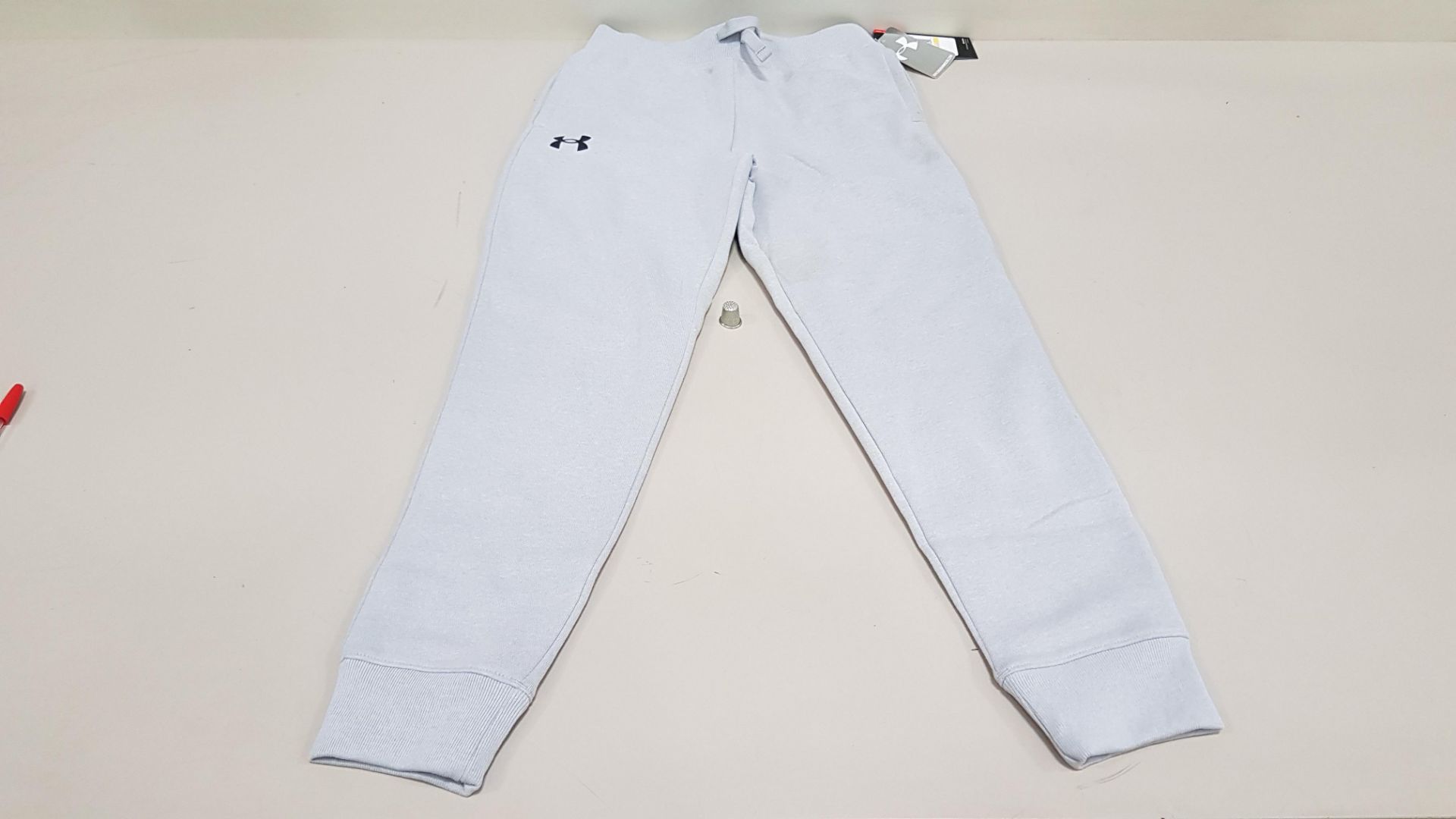 10 X BRAND NEW UNDER ARMOUR BOYS UNDER ARMOUR PANTS SIZE YSM/P/CH