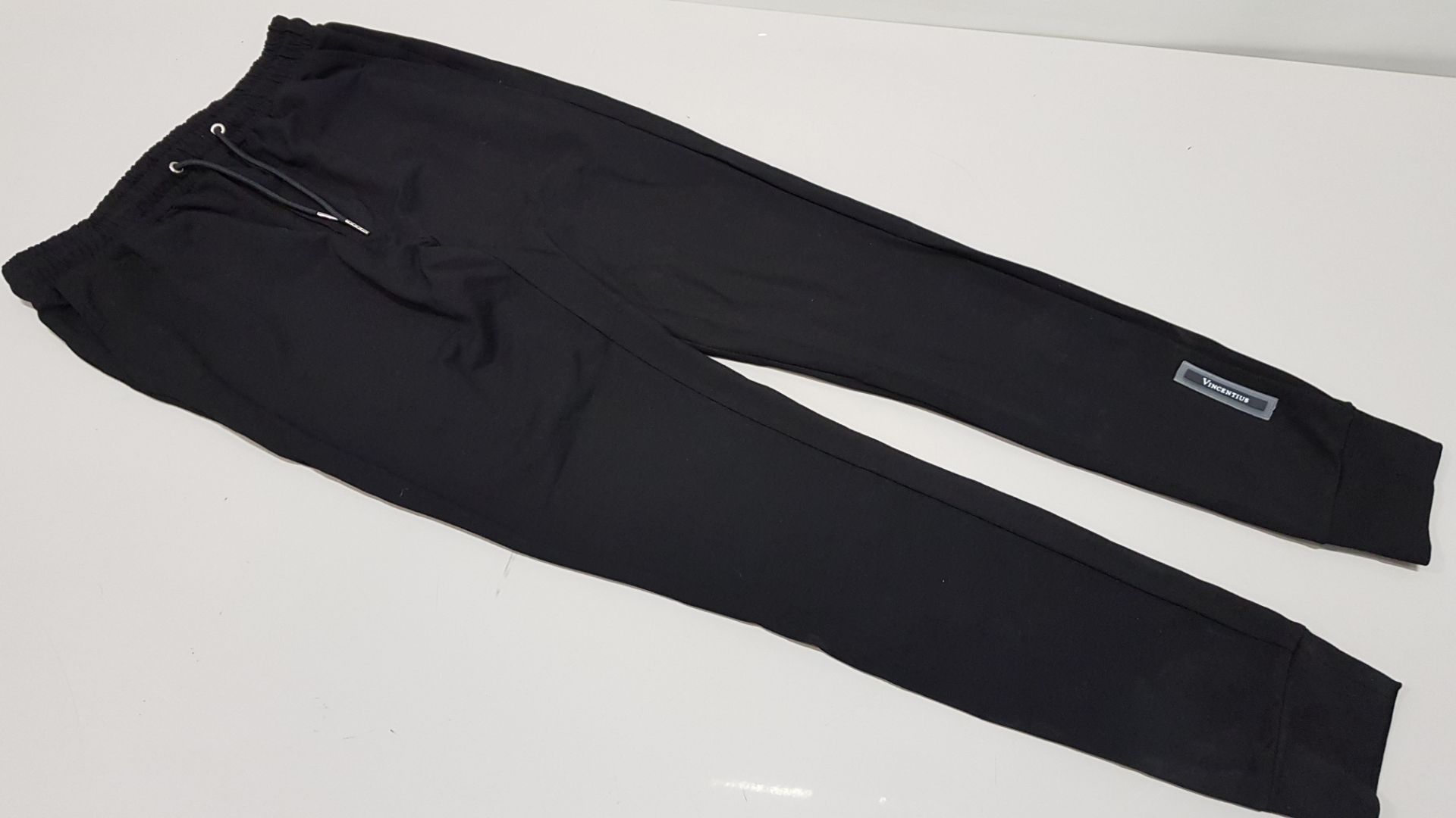 12 X BRAND NEW VINCENTIUS BLACK ADULT JOGGING PANTS IN ASST SIZES - RRP £35 PP TOTAL £420