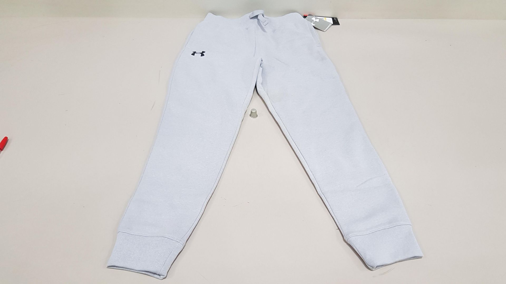 10 X BRAND NEW UNDER ARMOUR BOYS UNDER ARMOUR PANTS SIZE YLG/G