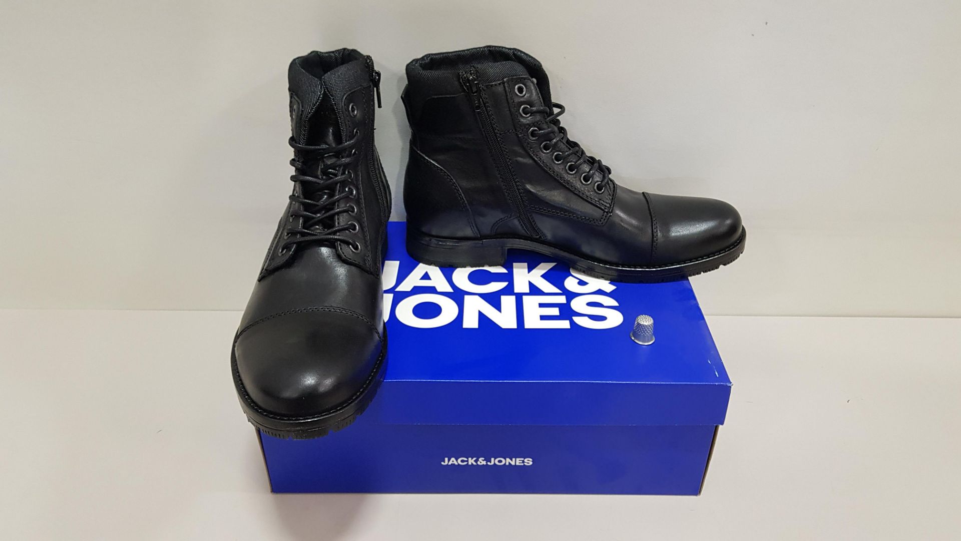 5 X BRAND NEW JACK & JONES BLACK BOOTS UK SIZE 8 RRP £90.00 (TOTAL RRP £450.00)