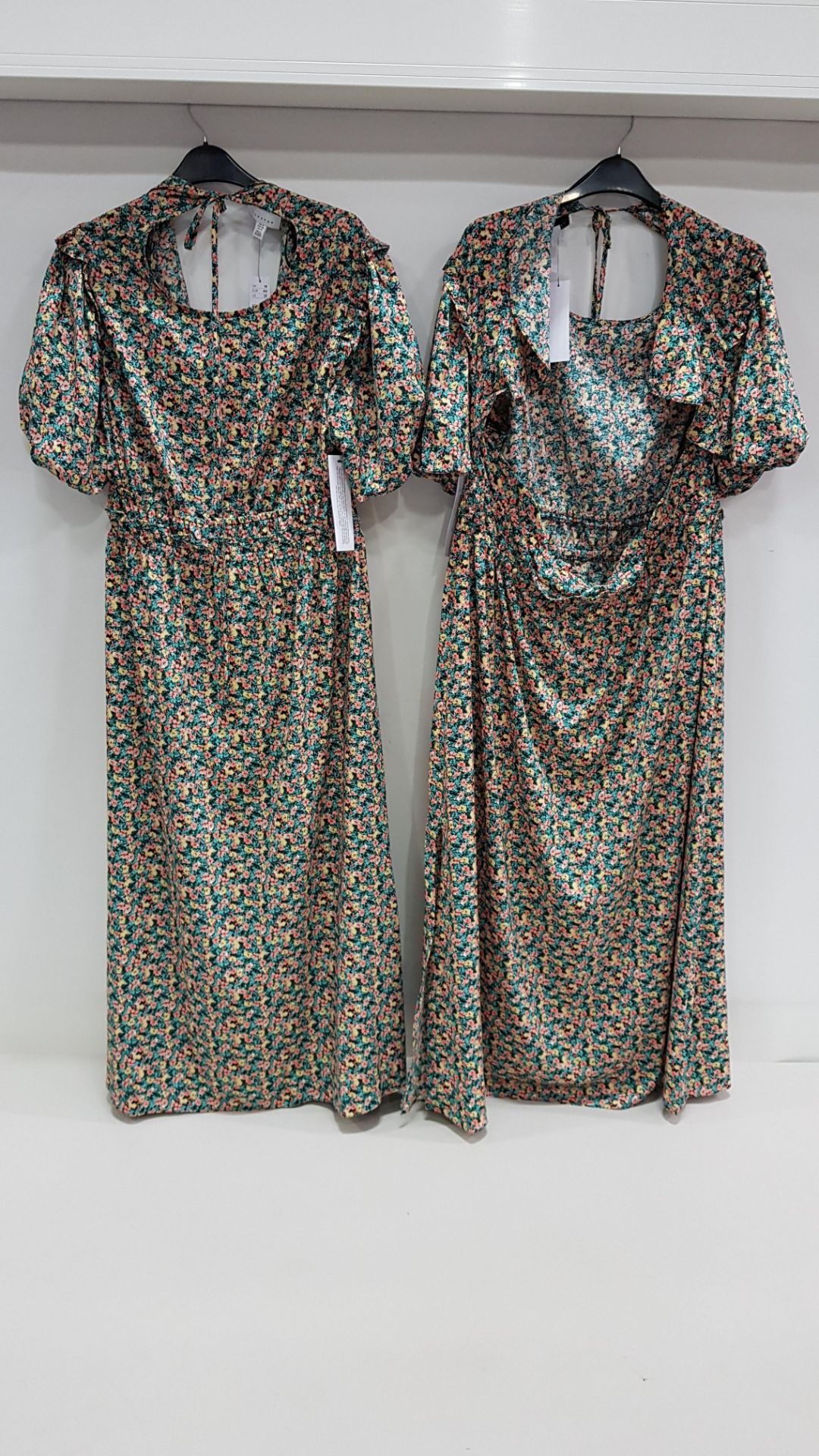 30 X BRAND NEW TOPSHOP LONG FLORAL DETAILED DRESSES UK SIZE 12, 14 AND 16