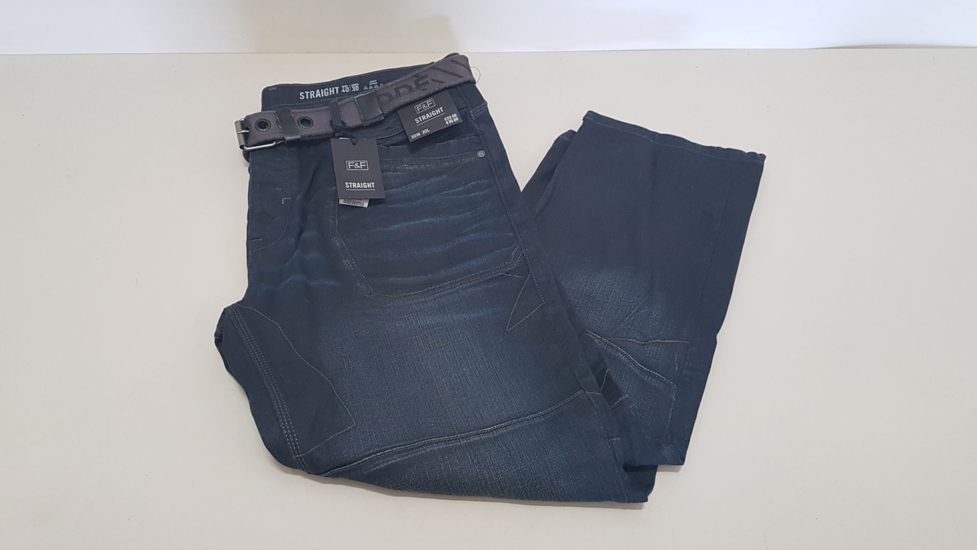 20 X BRAND NEW F&F STRAIGHT CUT JEANS SIZE 38/32 AND 40/30 RRP Â£22.00