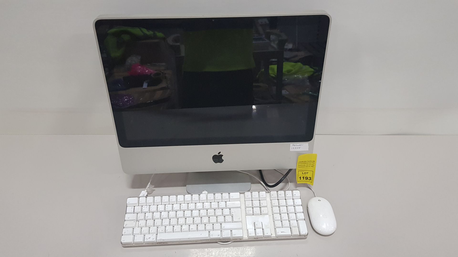 APPLE IMAC ALL IN ONE PC APPLE EL CAPITAN OPERATING SYSTEM 320GB HARD DRIVE APPLE KEYBOARD AND MOUSE