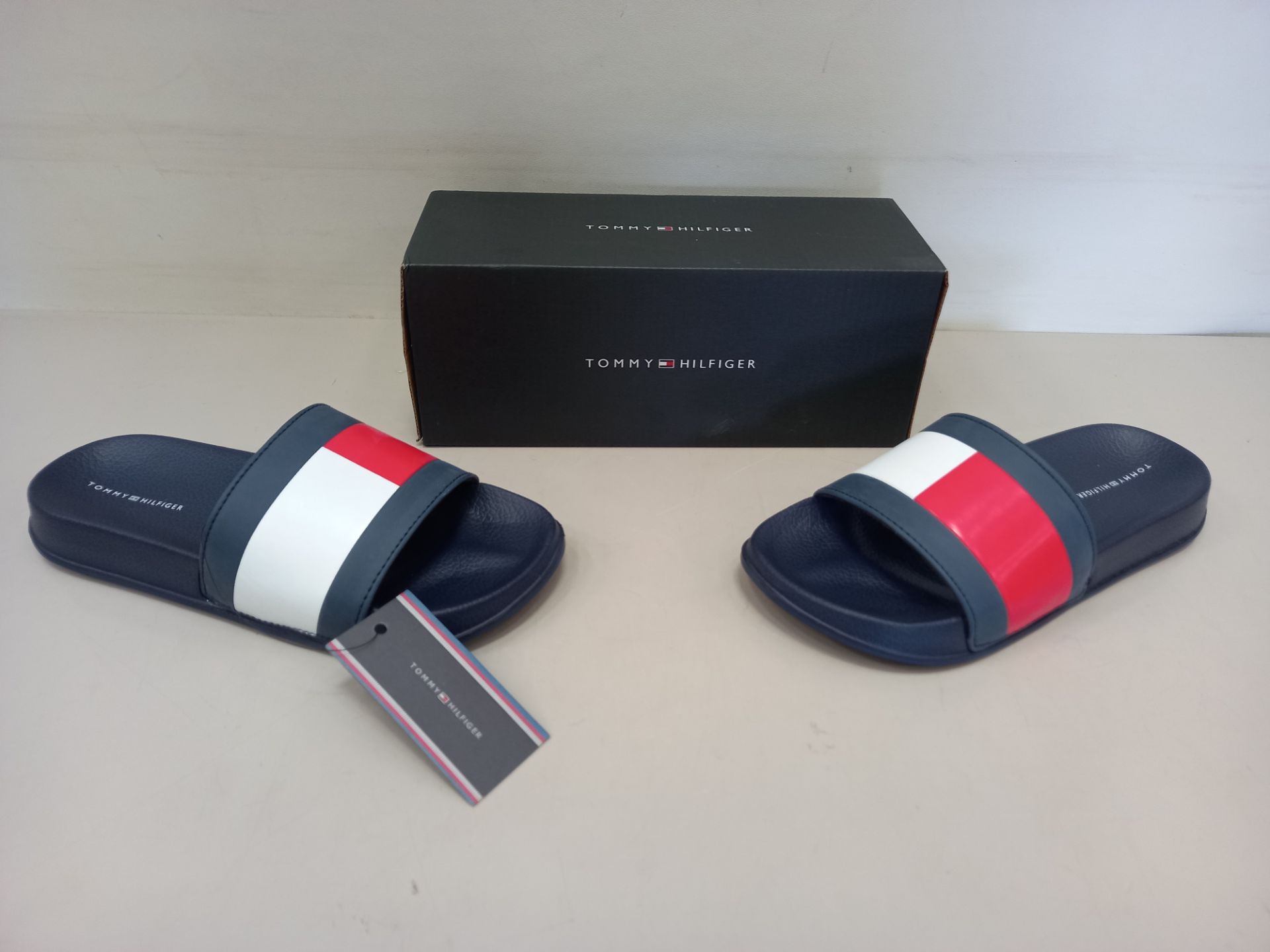 6 X BRAND NEW PAIRS OF GENUINE TOMMY HILFIGER NAVY/WHITE/RED POOL SLIDERS SIZE UK 3.5 (EUR 36) -