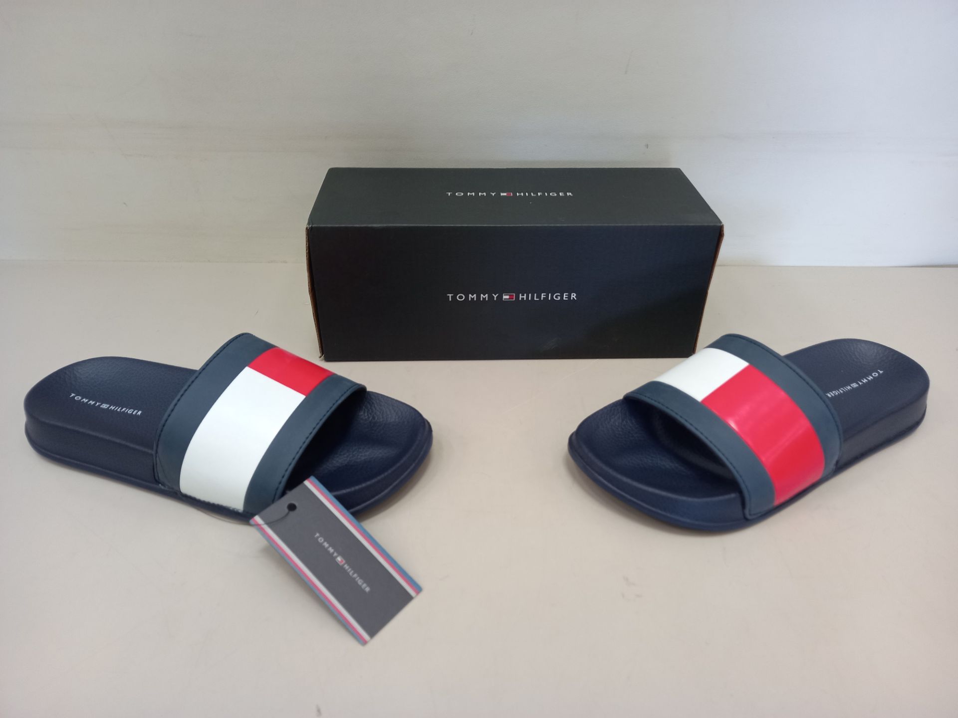 6 X BRAND NEW PAIRS OF GENUINE TOMMY HILFIGER NAVY/WHITE/RED POOL SLIDERS SIZE UK 3.5 (EUR 36) -