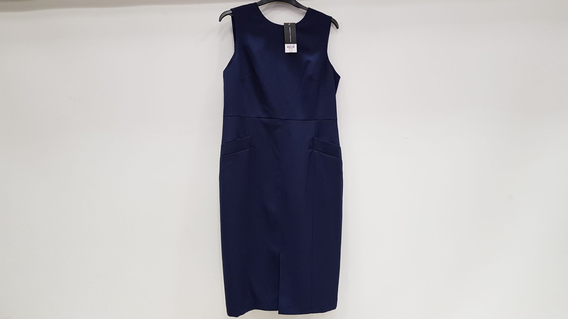 25 X BRAND NEW DOROTHY PERKINS NAVY OPEN BACK ZIP UP DRESSES IN SIZES 6, 8, 10, 12 AND 14 RRP £25 (