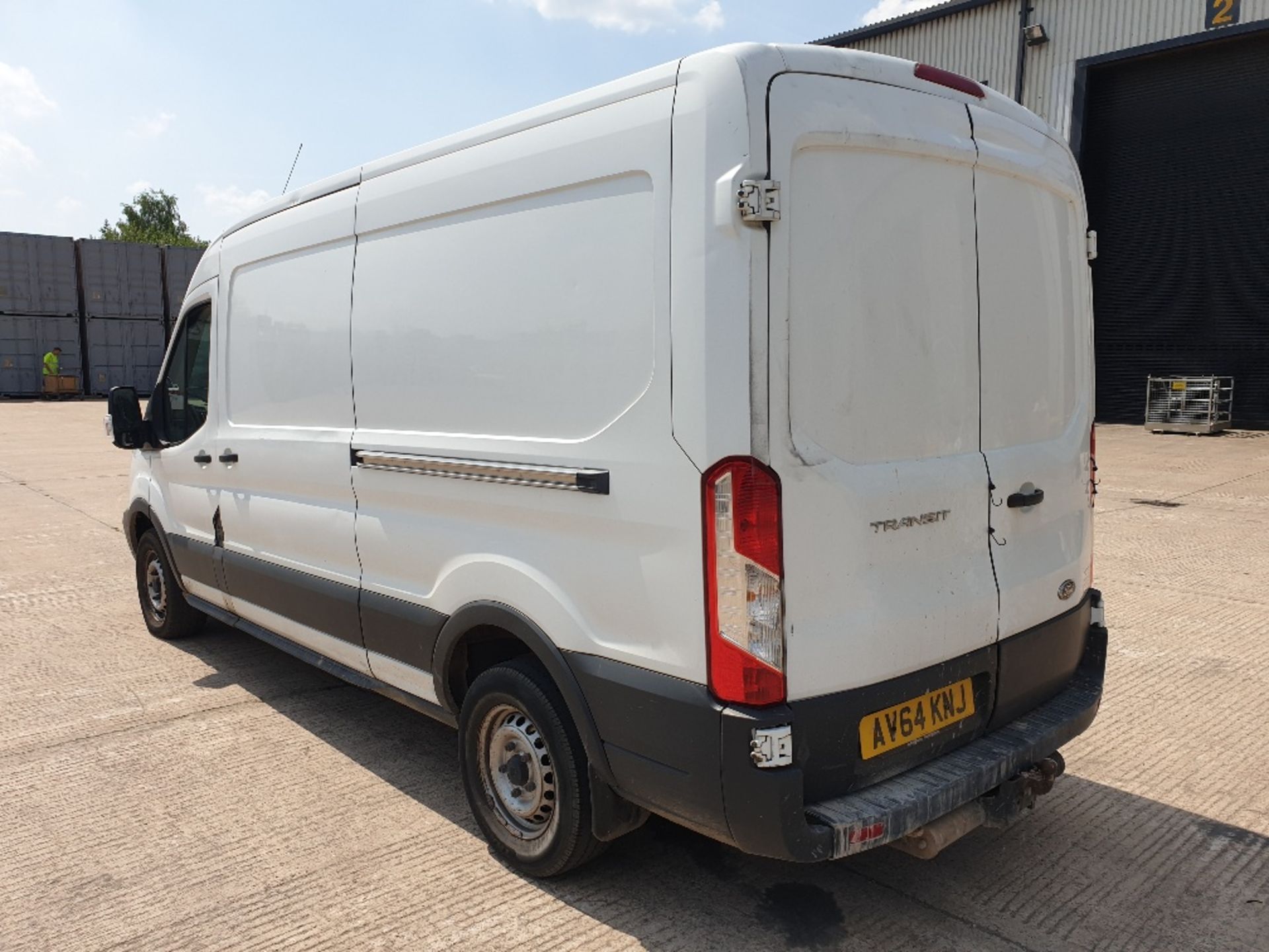 WHITE FORD TRANSIT 350 L3 125PS HZ. ( DIESEL ) Reg : AV64KNJ Mileage : 151309 Details: WITH 1 KEY, - Image 3 of 6