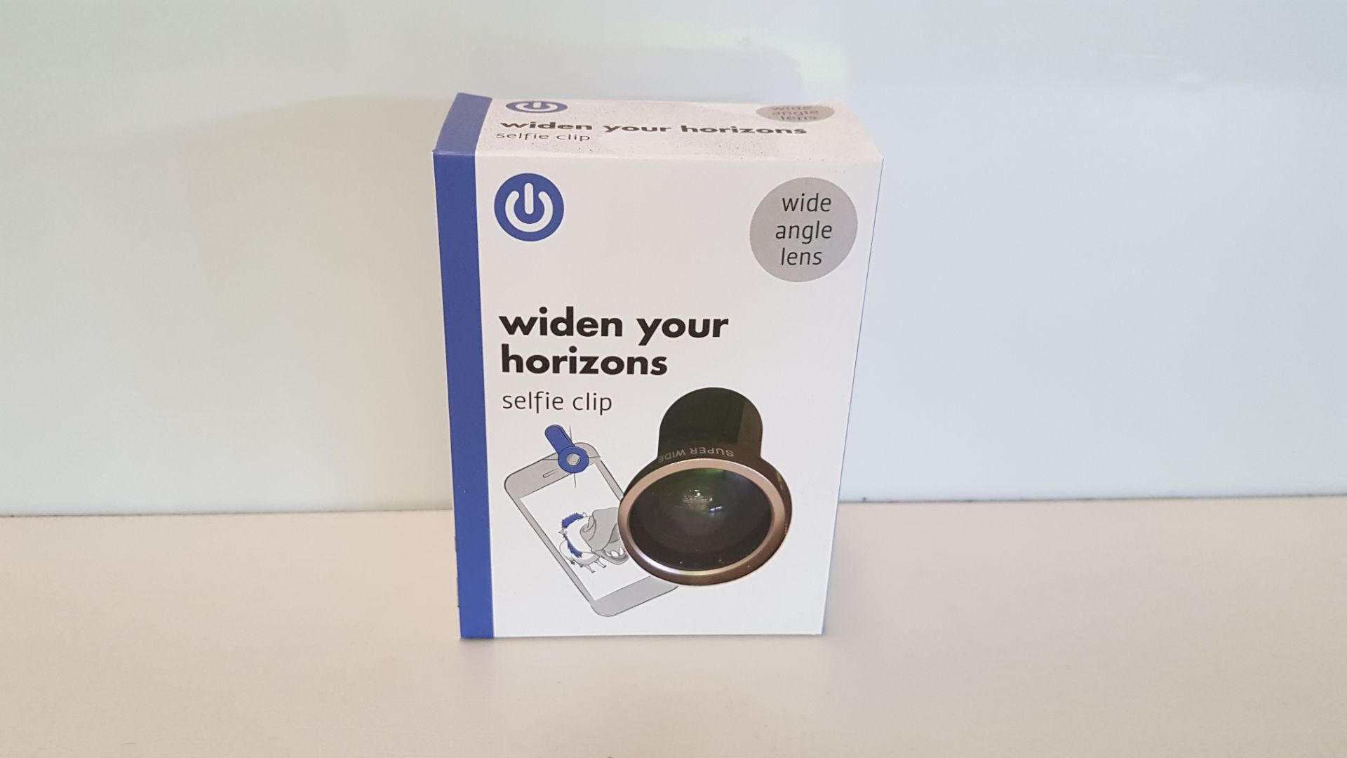 224 X BRAND NEW BOXED WIDEN YOUR HORIZONS SELFIE CLIP (WIDE ANGLE LENS) - IN 7 BOXES
