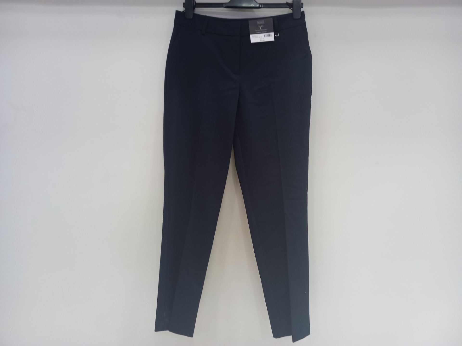 15 X BRAND NEW DOROTHY PERKINS SLIM FIT NAVY TROUSERS IN VARIOUS SIZES RRP £20.00 (TOTAL RRP £300.