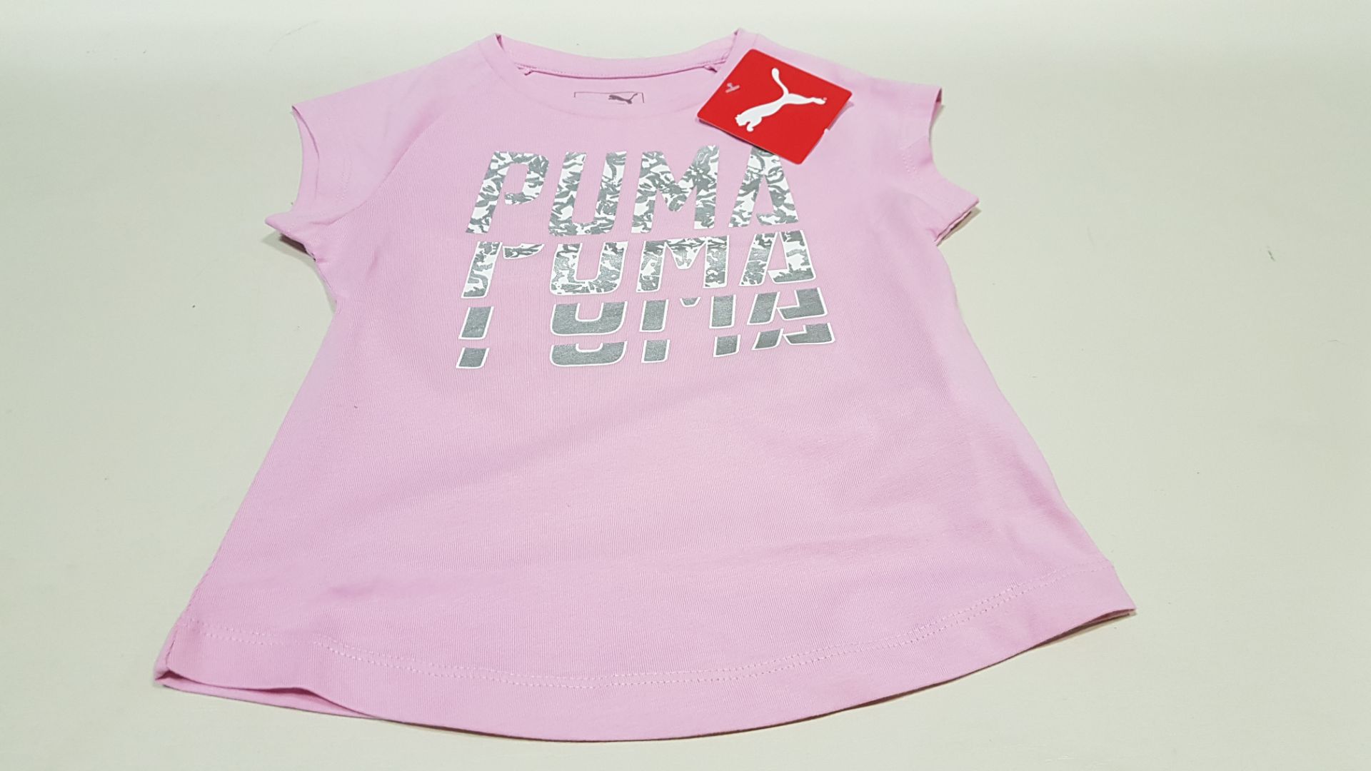 30 X BRAND NEW PUMA PINK T SHIRTS AGE 3-4 YEARS