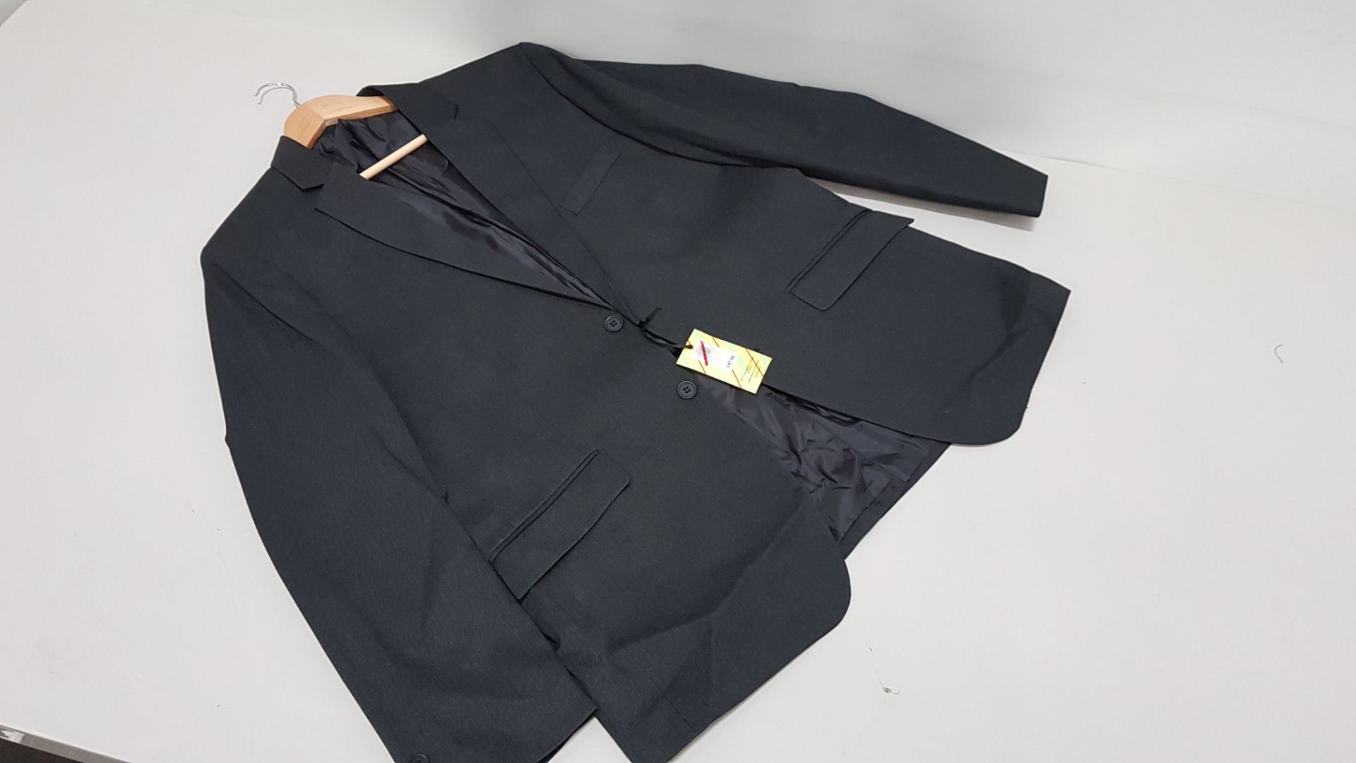 8 X BRAND NEW JOHN LEWIS SMART SIXTH FORM CHARCOAL JACKETS SIZE 44 RRP £47.00 (TOTAL RRP £376.00)