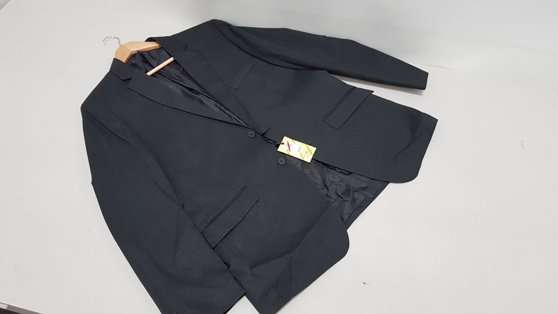 7 X BRAND NEW JOHN LEWIS SMART SIXTH FORM CHARCOAL JACKETS SIZE 44 RRP £47.00 (TOTAL RRP £329.00)