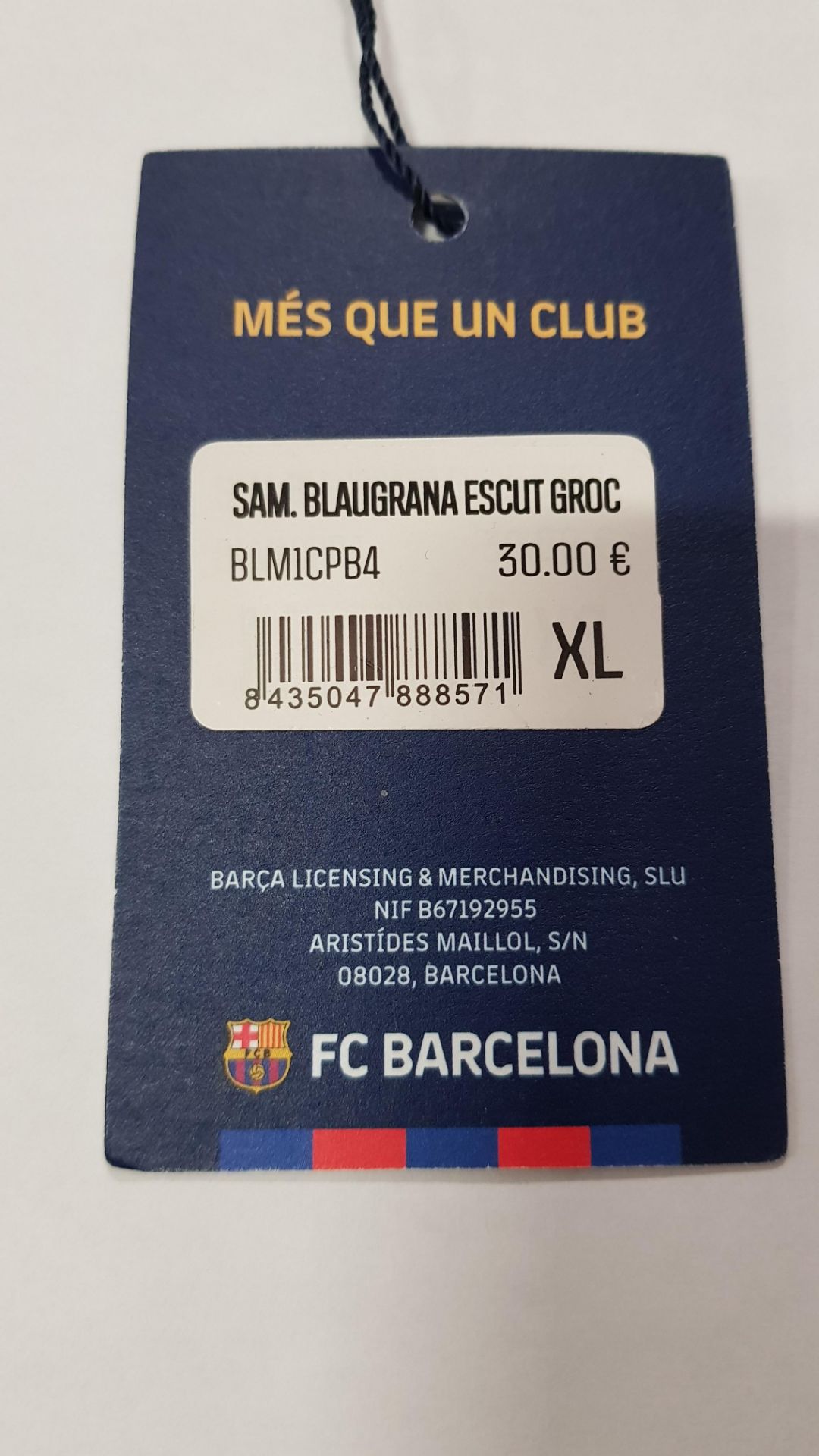 20 X BRAND NEW BARCA STORE OFFICIAL MERCHANDISE FC BARCELONA NAVY AND BURGUNDY SHORT SLEEVED TOPS - Image 2 of 3