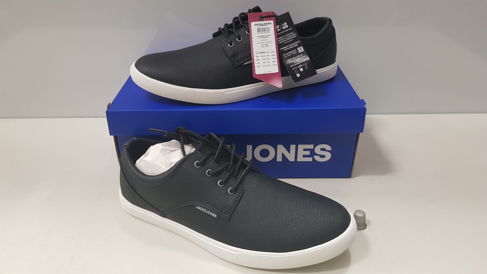 7 X BRAND NEW JACK & JONES ANTHRACITE TRAINERS UK SIZE 8 RRP £35.00 (TOTAL RRP £245.00)