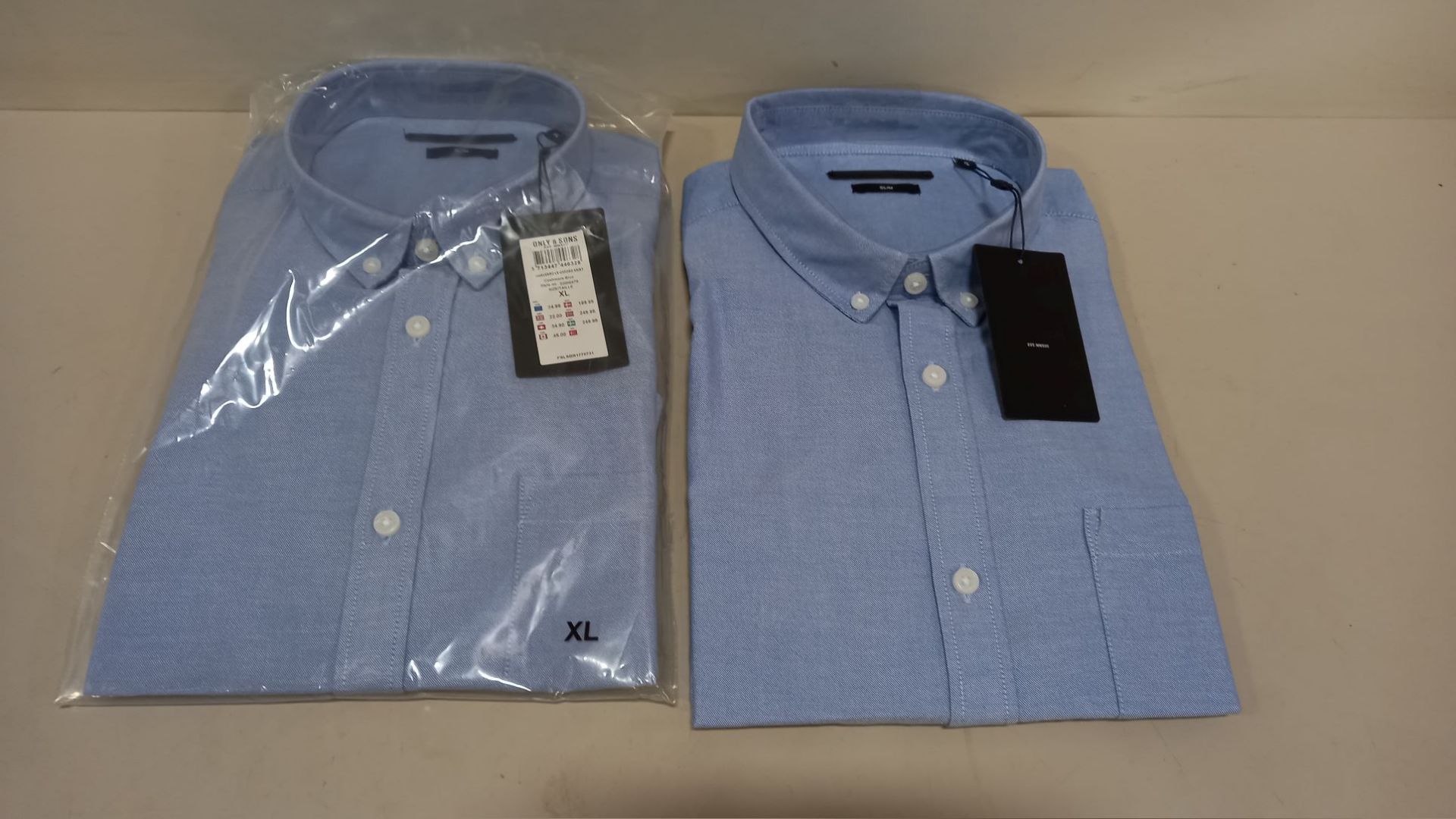 14 X BRAND NEW ONLY & SONS CASHMERE BLUE OXFORD SHIRTS IN VARIOUS SIZES RRP £22.00 (TOTAL RRP £308.
