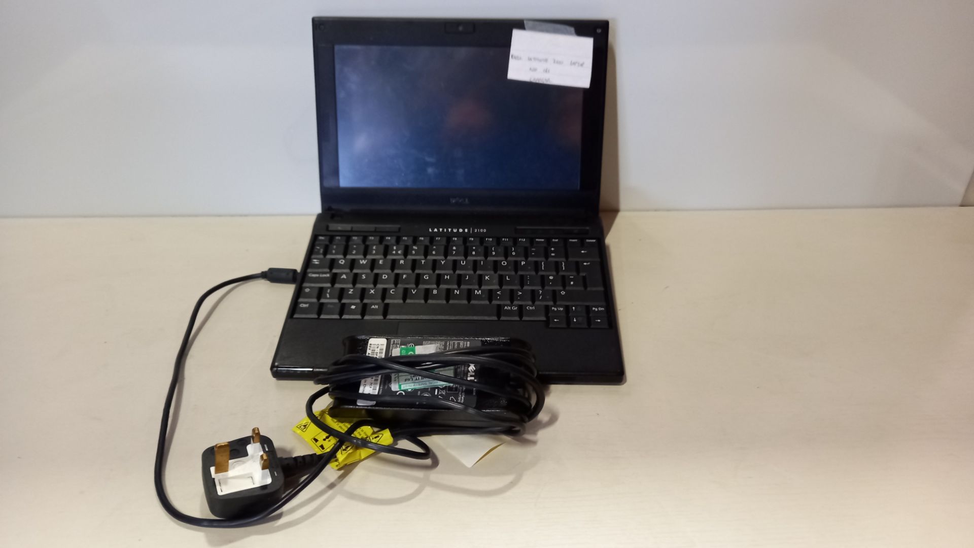 DELL LATITUDE 2100 LAPTOP NO O/S - WITH CHARGER