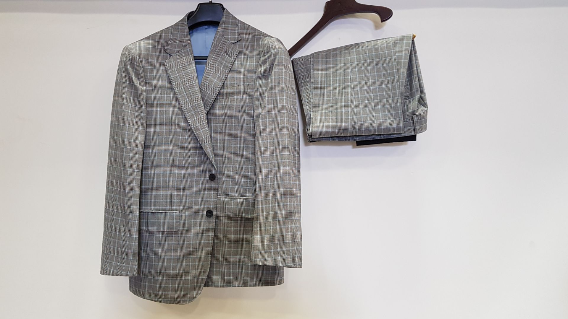 3 X BRAND NEW LUTWYCHE HAND TAILORED GREY AND BLUE CHEQUERED SUITS SIZE 40R, 42L AND 50L (PLEASE