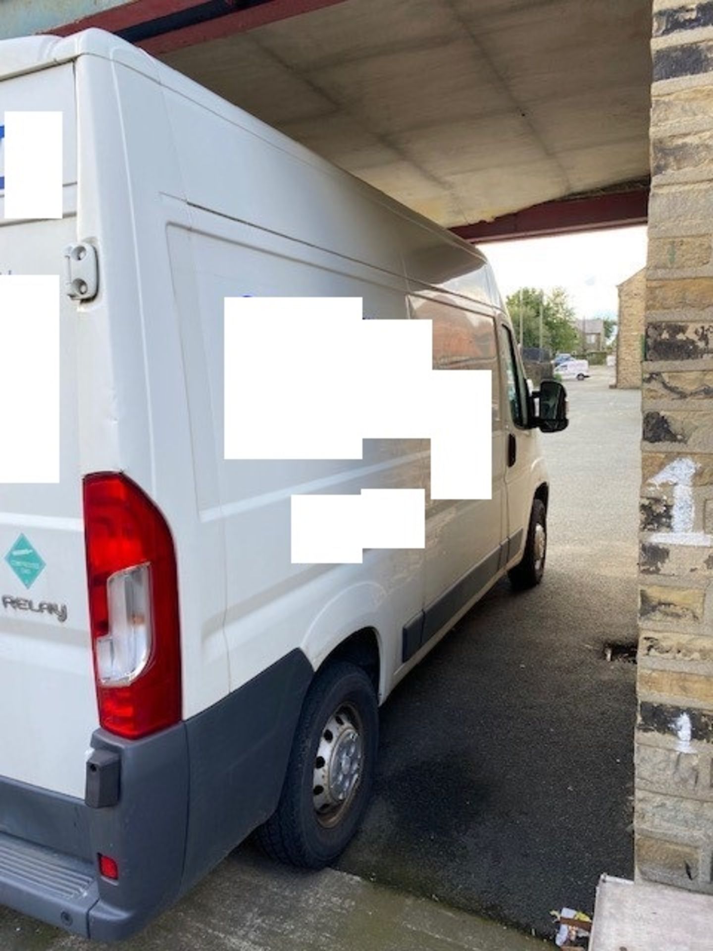 WHITE CITROEN RELAY 35 L2H2 ENTERPRISE. ( DIESEL ) Reg : YH64 DXU, Mileage : 34329 Details: ENGINE - Image 4 of 6