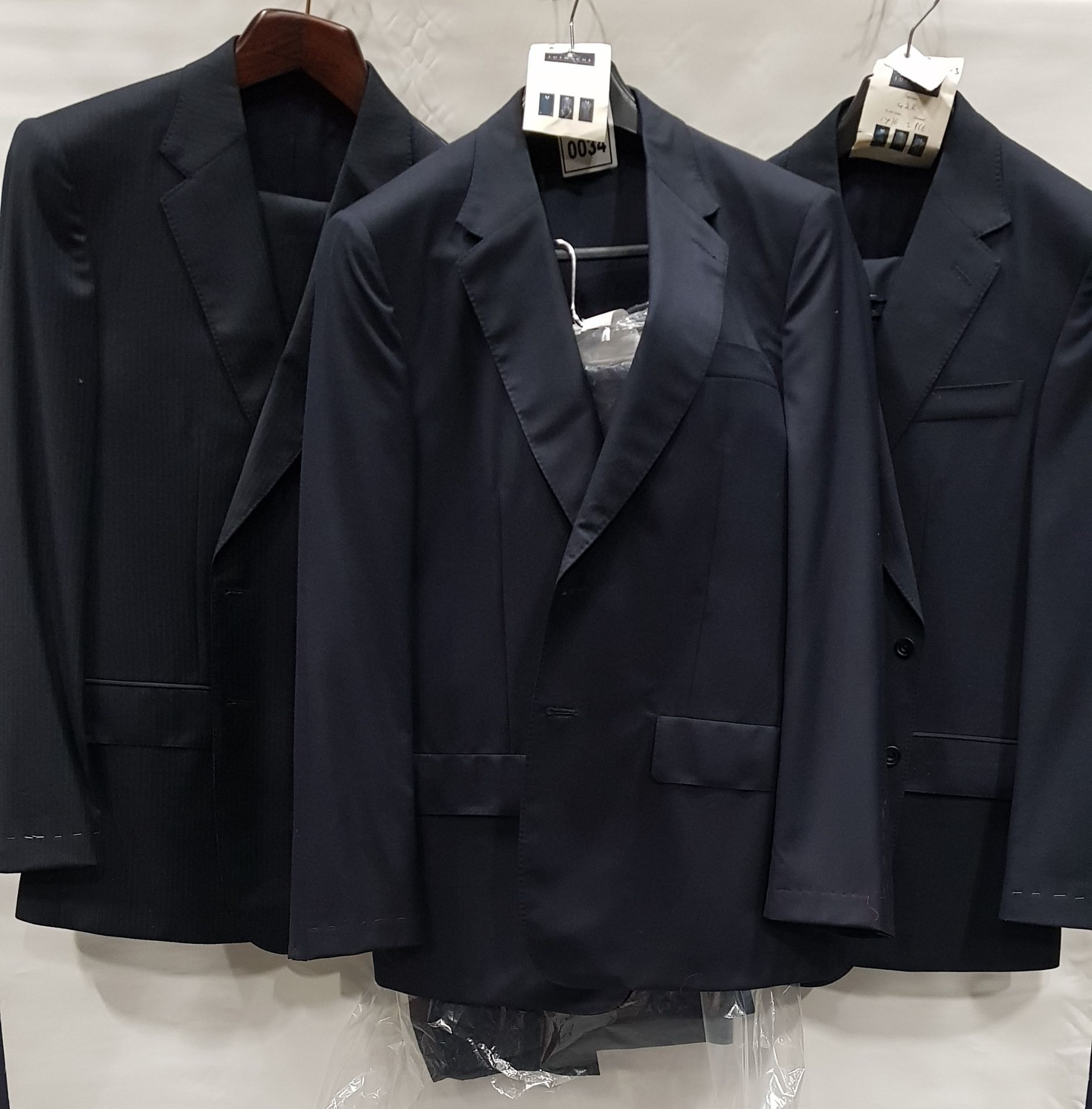 3 X BRAND NEW LUTWYCHE 2 PC DARK BLUE SHADES MATCHING SUITS SIZES 44R, 42R, 42R (NOTE NOT FULLY