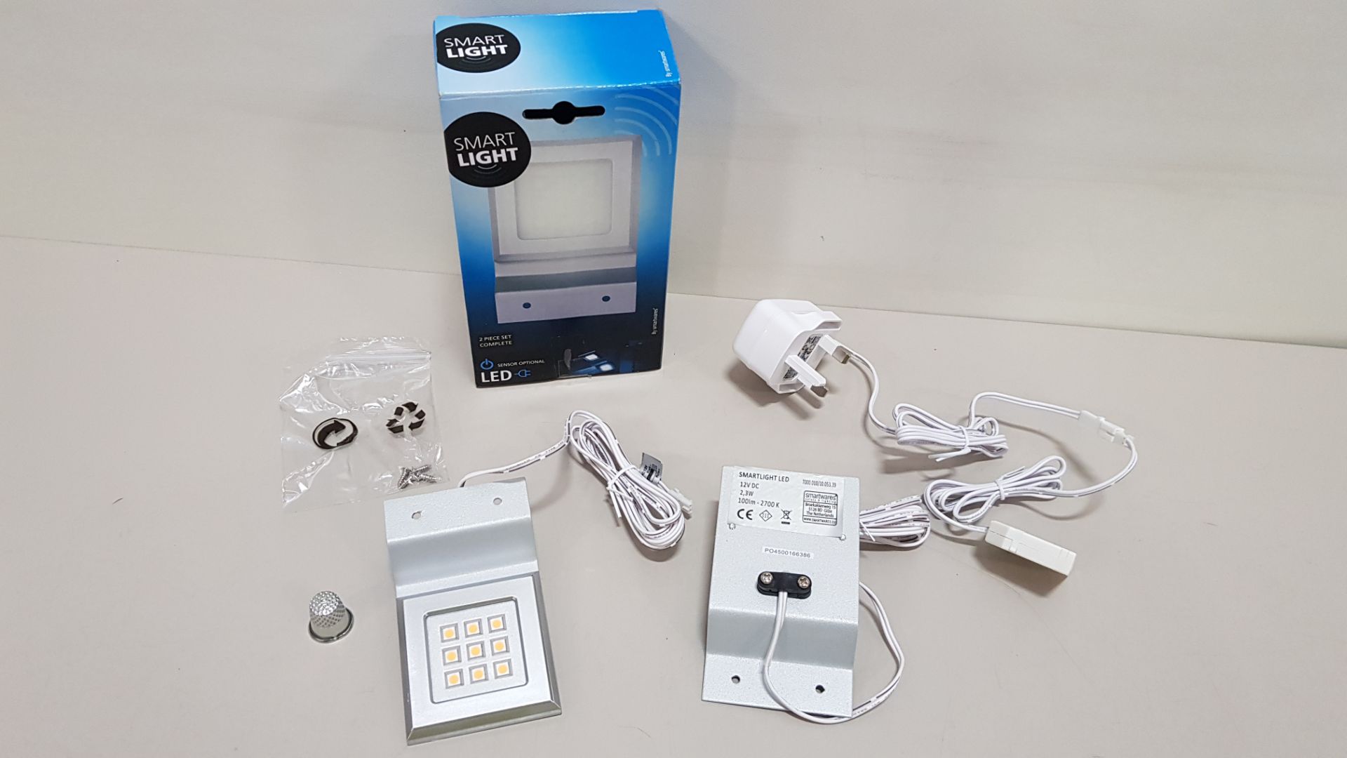 64 X BRAND NEW BOXED SMARTWARES SENSOR OPTIONAL LED OVER CABINET LIGHT - PROD CODE 10.900.58 (