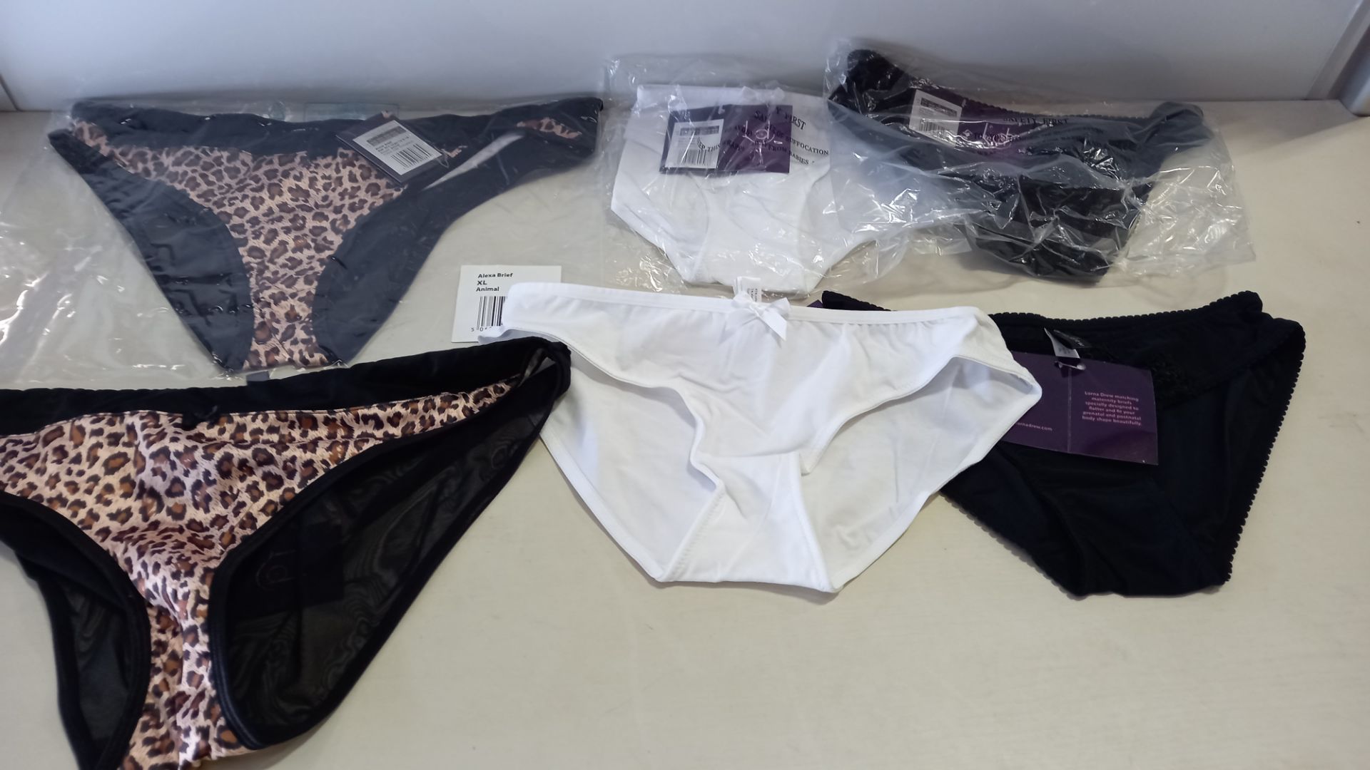 100 PIECE MIXED LORNA DREW NURSING LINGERIE LOT CONTAINING COTTON ROSE BRIEFS SIZE AND ASTRID