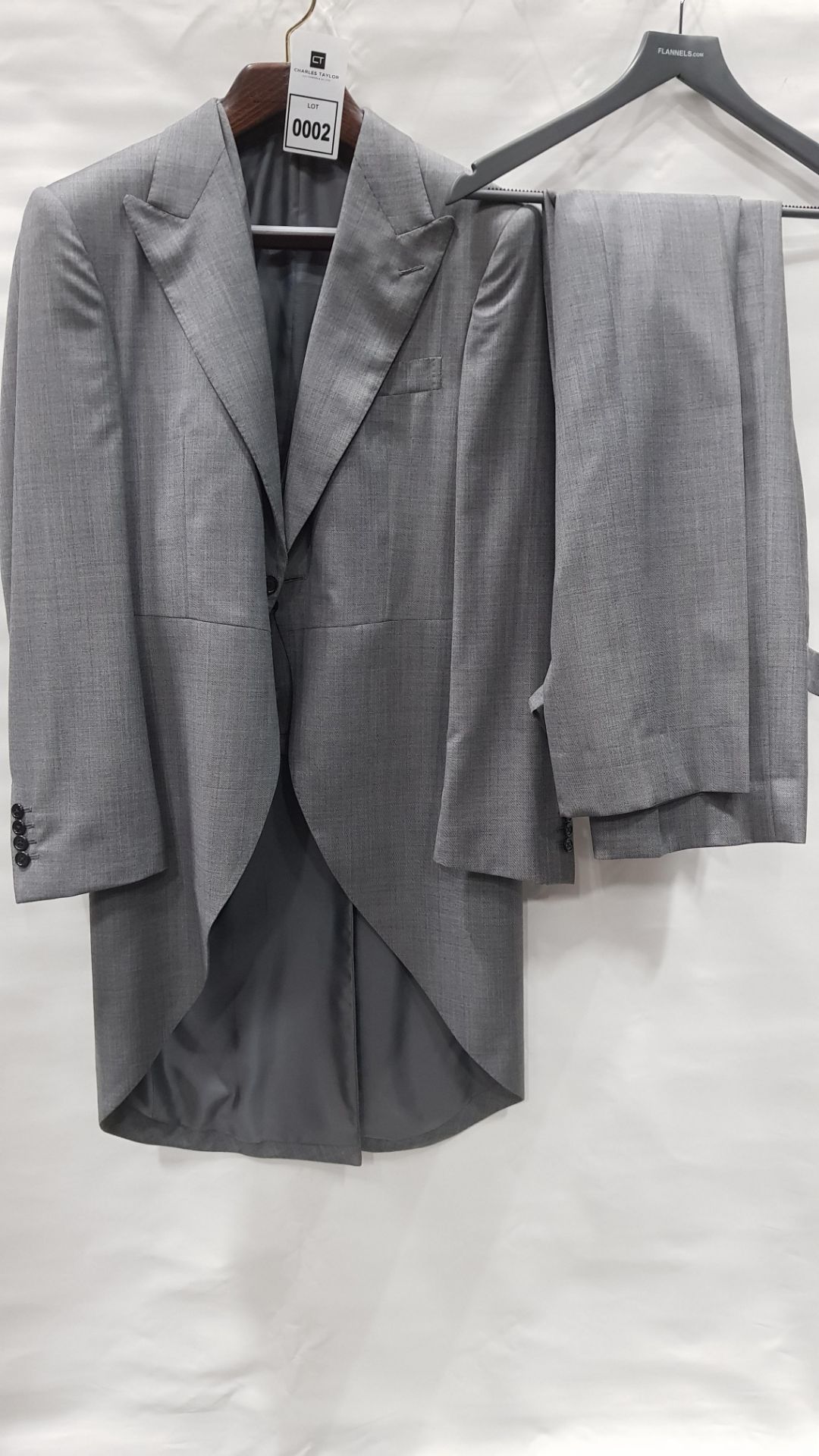 BRAND NEW LUTWYCHE MID GREY MORNING SUIT - TAILCOAT, WAISTCOAT & TROUSERS ALL MATCHING (NOTE - NOT