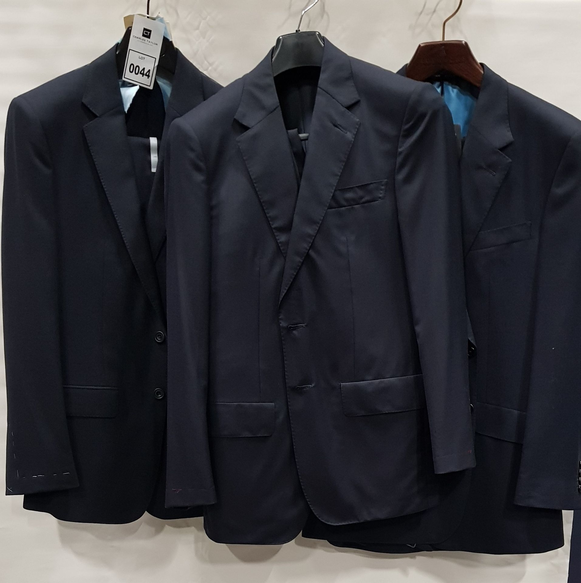 3 X BRAND NEW LUTWYCHE 2 PC DARK BLUE SHADES MATCHING SUITS SIZES 38R, 45, 40R (NOTE NOT FULLY