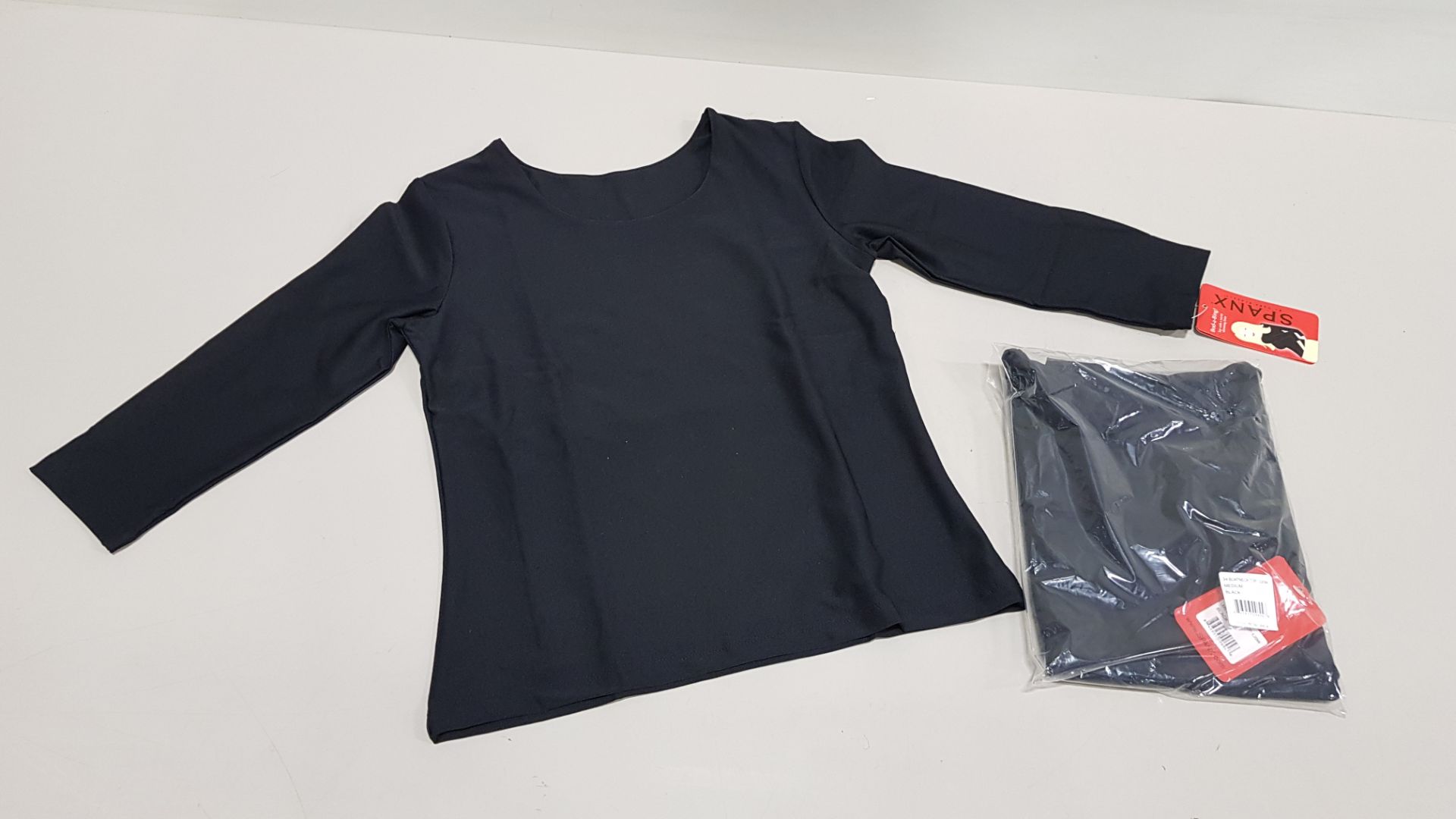 20 X BRAND NEW SPANX THREE QUARTER BOAT NECK TOP IN BLACK, SIZE LARGE RRP $58.00 (TOTAL RRP $1168.