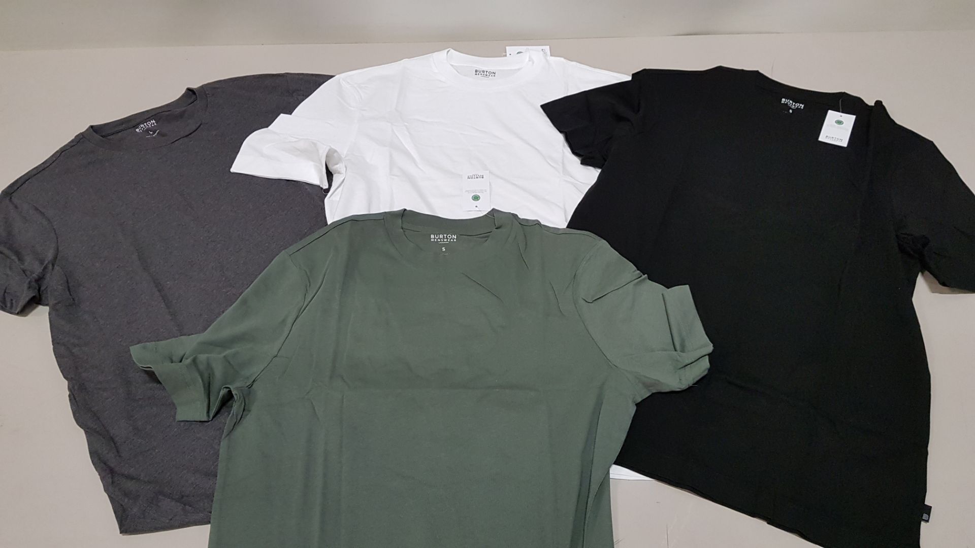 60 X BRAND NEW BURTON MENSWEAR CREW NECK T SHIRTS IN WHITE, BLACK, KHAKI AND GREY IN SIZE SMALL,