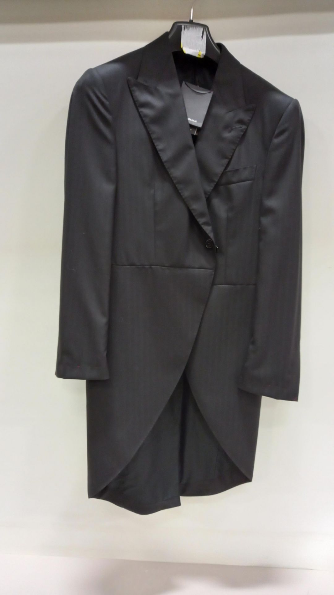 2 X BRAND NEW LUTWYCHE TAILORED BLACK TAILCOATS SIZE 48L,40R, (PLEASE NOTE NOT FULLY TAILORED)