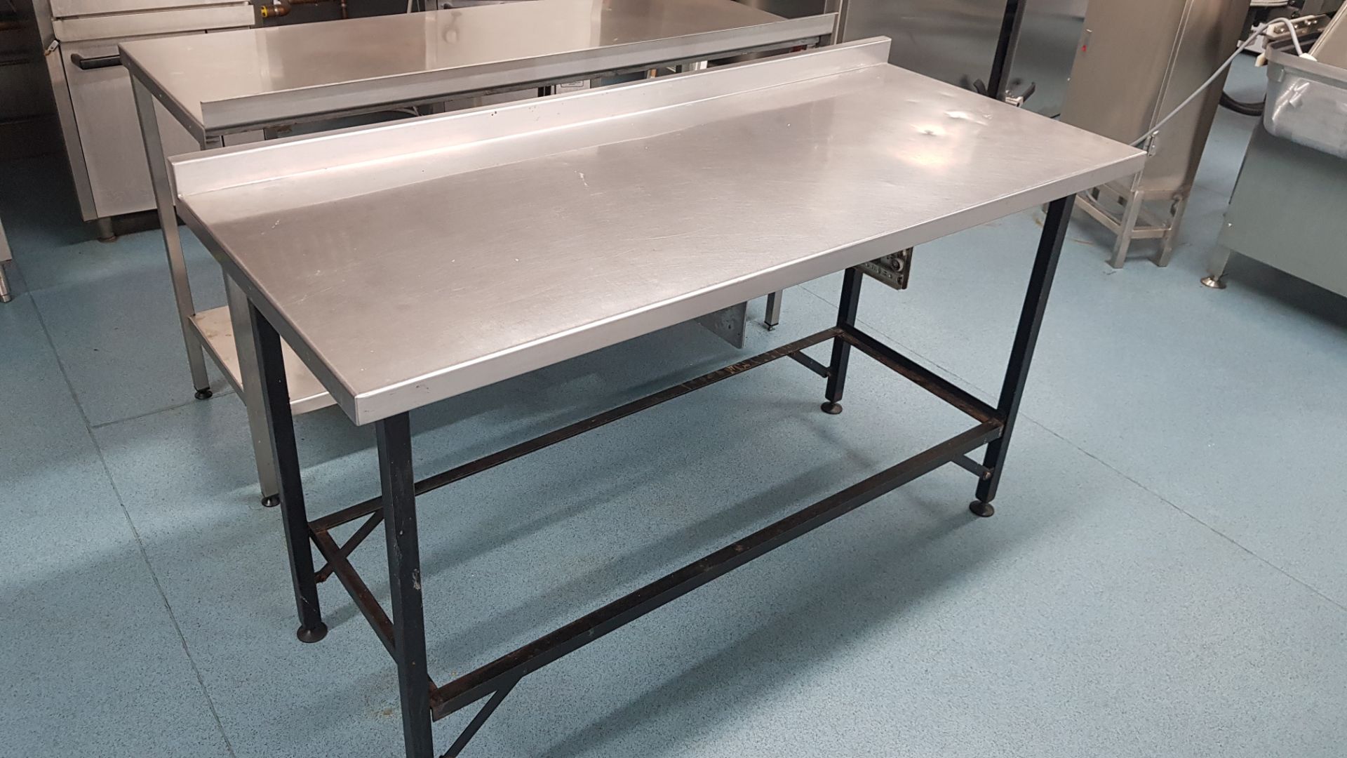 1 X STAINLESS STEEL PREP TABLE (65 X 155CM)