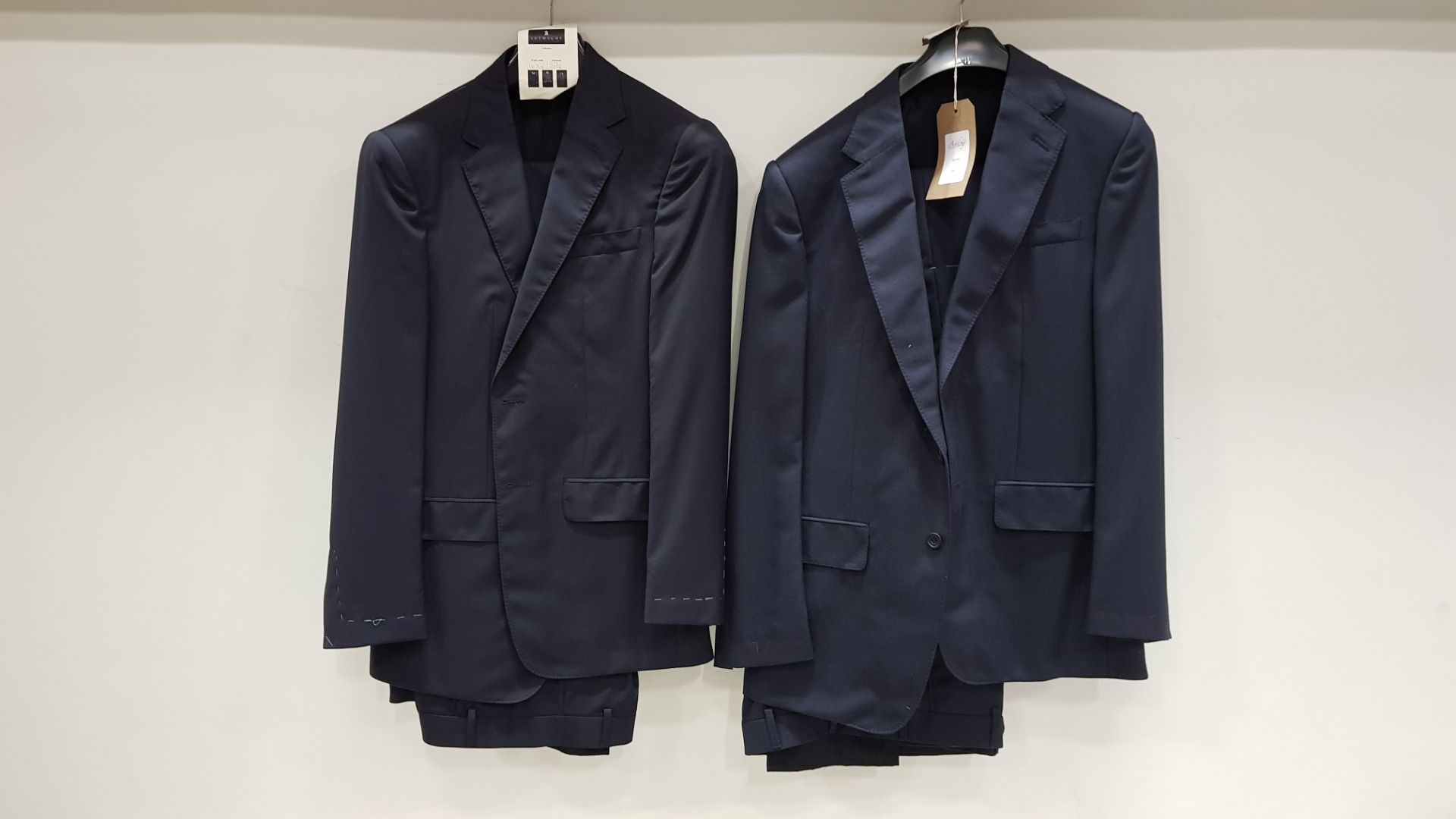 5 X BRAND NEW LUTWYCHE NAVY TAILORED SUITS SIZES 44R, 40R, 50R, 38R, 42R (PLEASE NOTE SUITS NOT