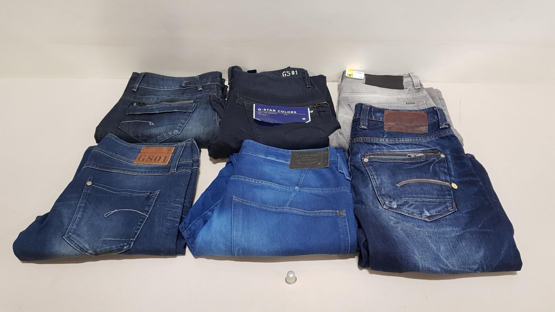 6 X PAIRS OF BRAND NEW G-STAR RAW JEANS IN VARIOUS STYLES & COLOURS IE. LIGHT BLUE, DARK BLUE,