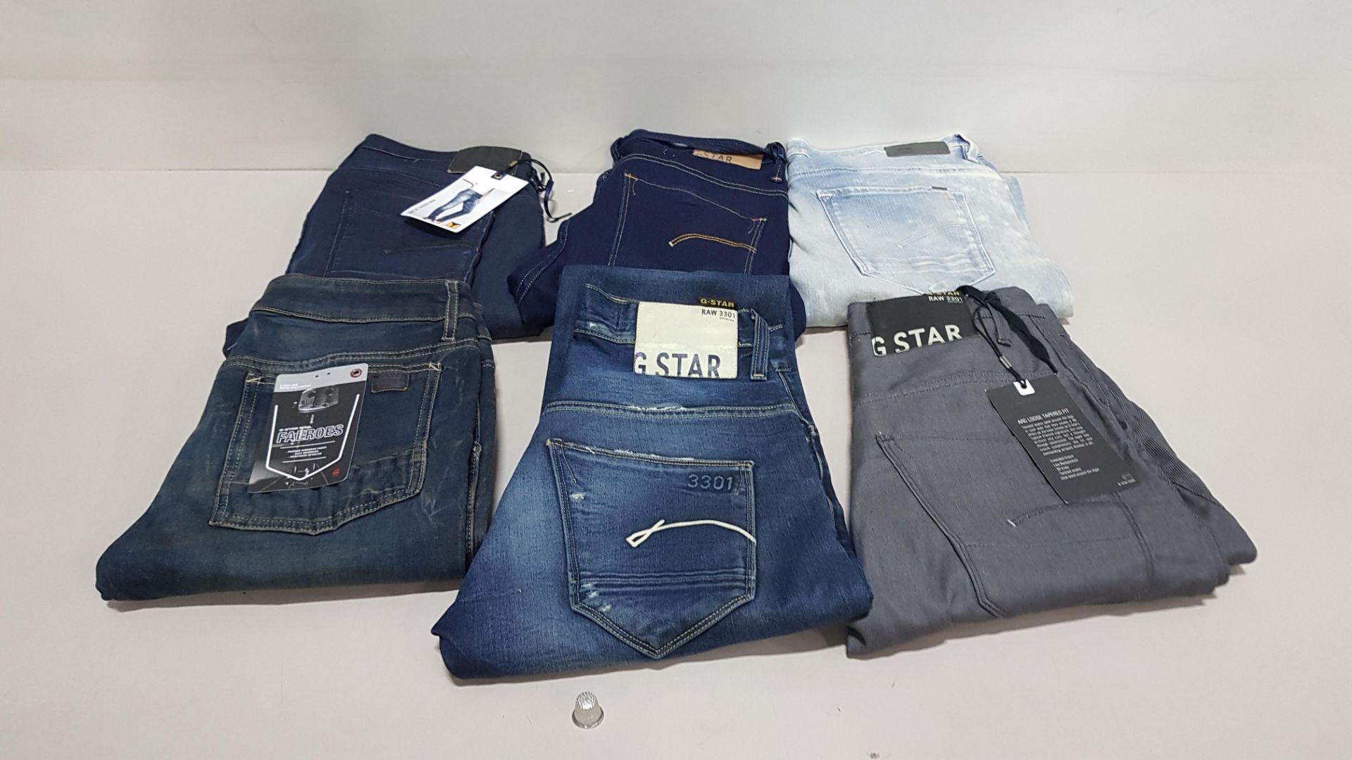 6 X PAIRS OF BRAND NEW G-STAR RAW JEANS IN VARIOUS STYLES & COLOURS IE. LIGHT BLUE, DARK BLUE AND