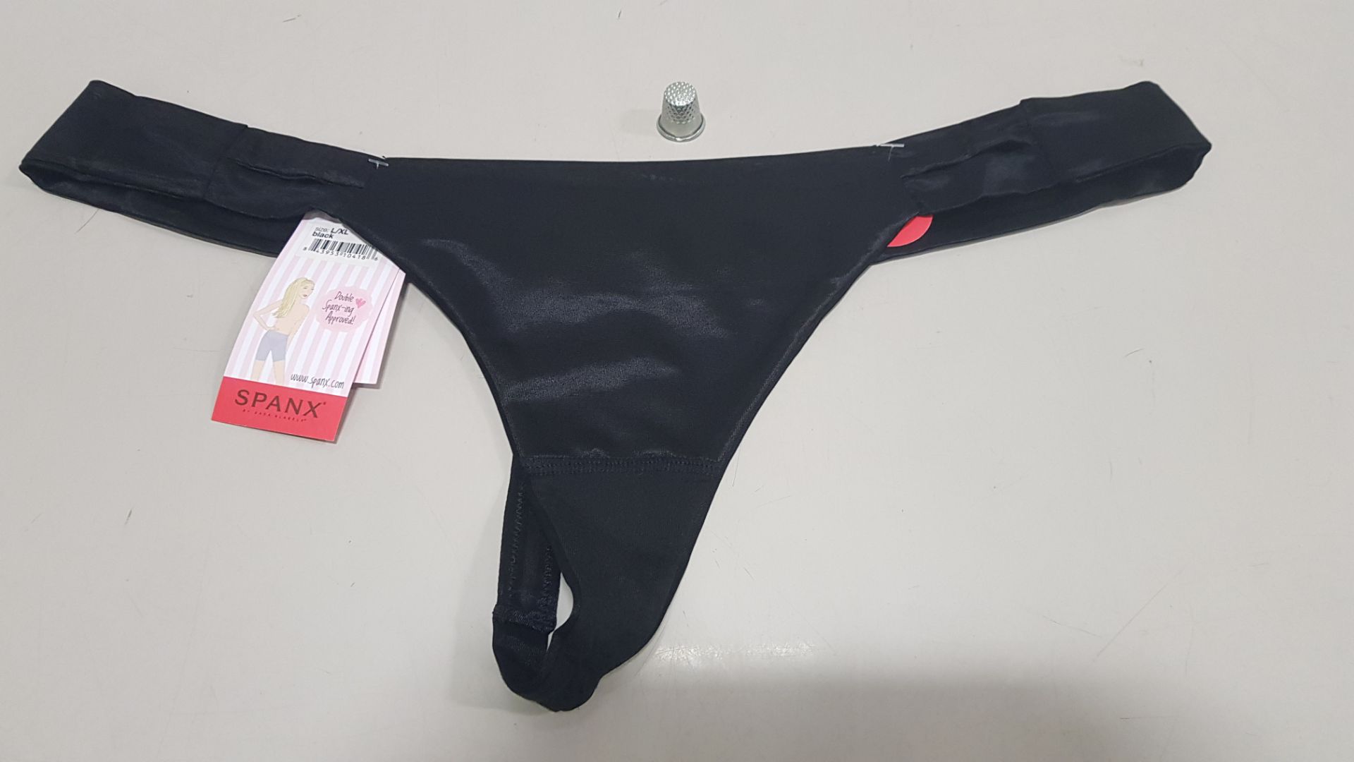 20 X BRAND NEW SPANX BLACK THONGS IN SIZE L/XL