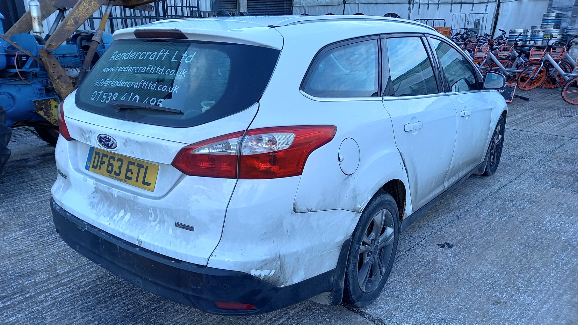 WHITE FORD FOCUS ZETEC TDCI. ( DIESEL ) Reg : DF63 ETL, Mileage : 0 Details: FIRST REGISTERED 19/ - Image 4 of 5