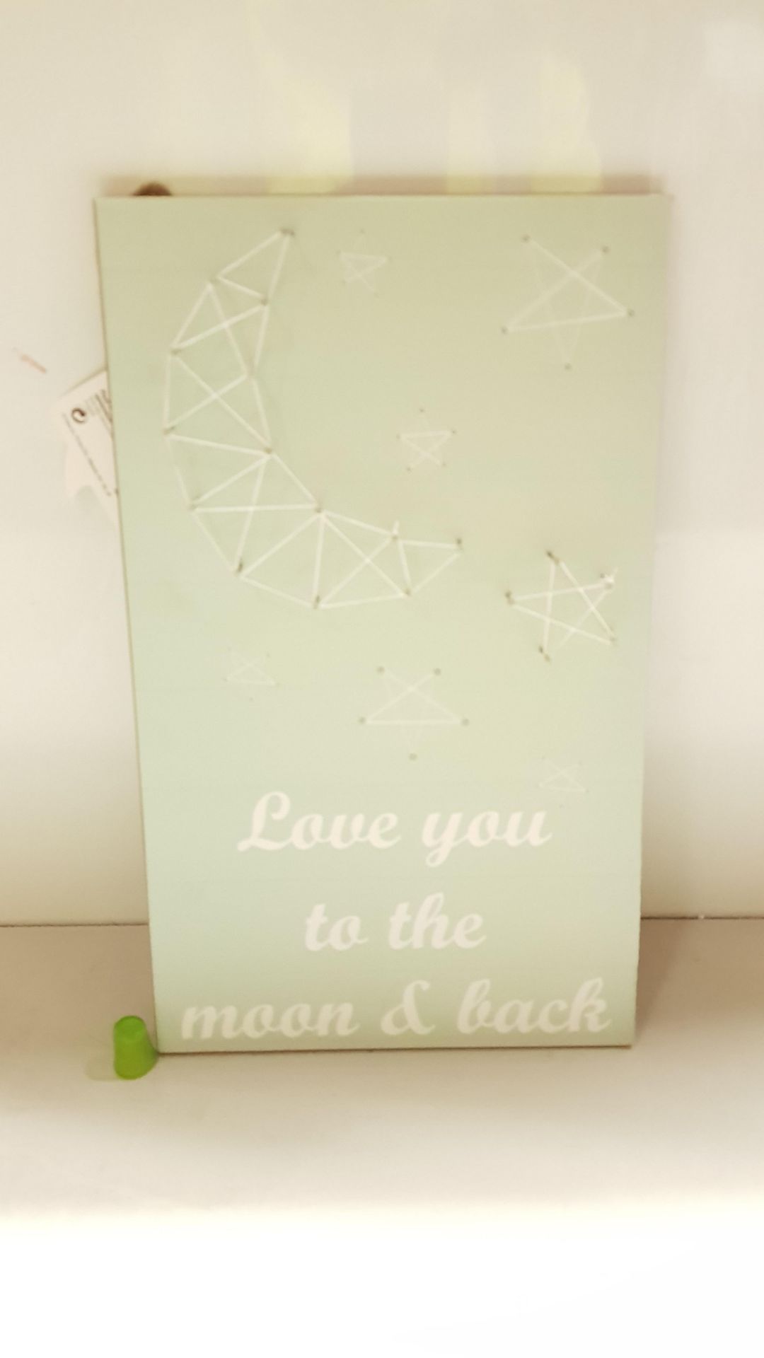 624 X BRAND NEW EMBOLISHED WOODEN PLAQUES 'LOVE YOU TO THE MOON AND BACK' ON A FULL PALLET OF 26